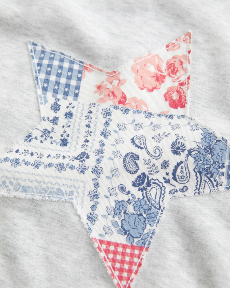Easy Star Graphic Crew Sweatshirt