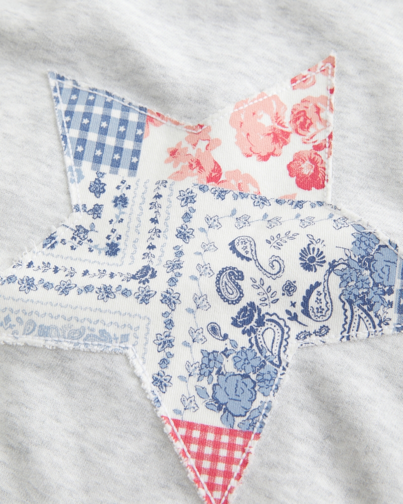 Easy Star Graphic Crew Sweatshirt