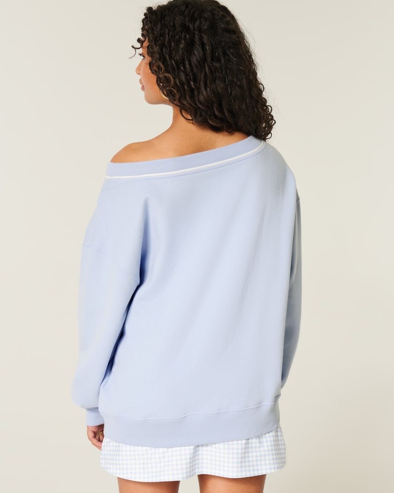 Oversized Number Graphic V-Neck Sweatshirt