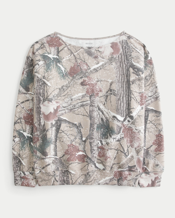 Oversized Off-the-Shoulder Camo Sweatshirt
