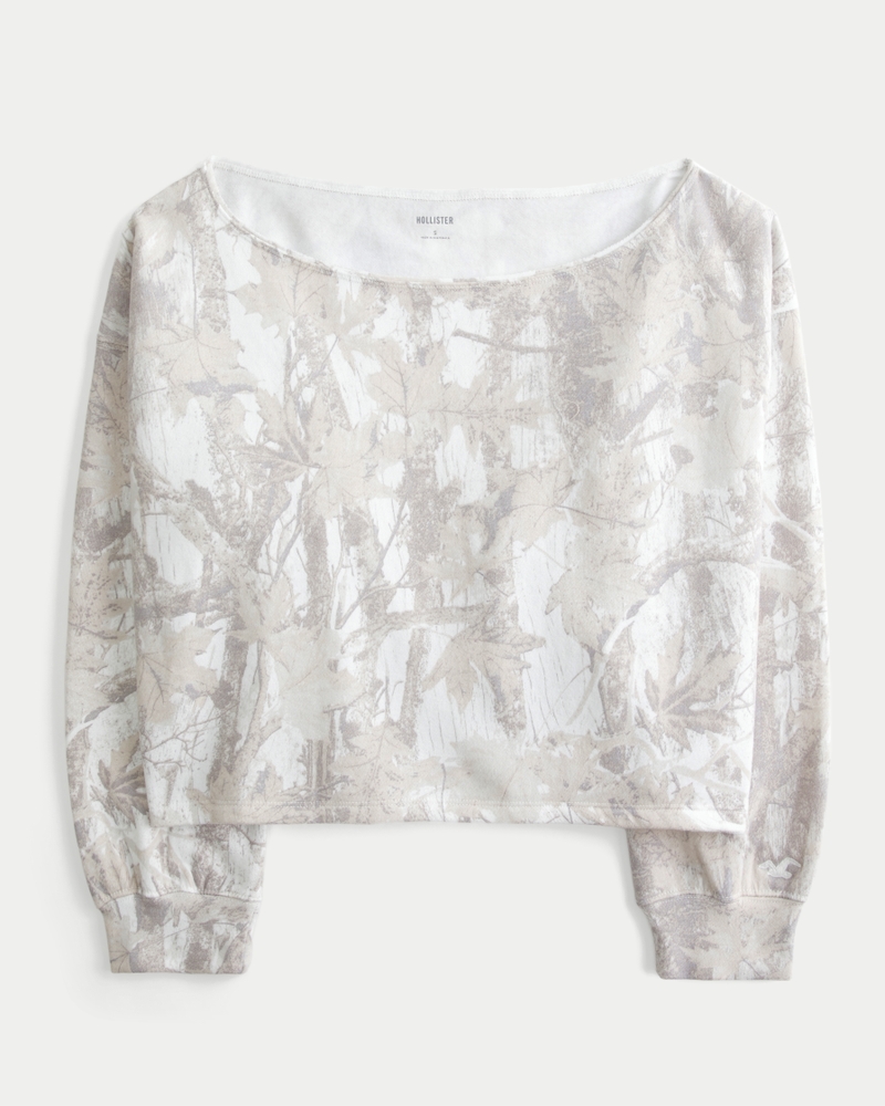 Easy Off-the-Shoulder Camo Sweatshirt