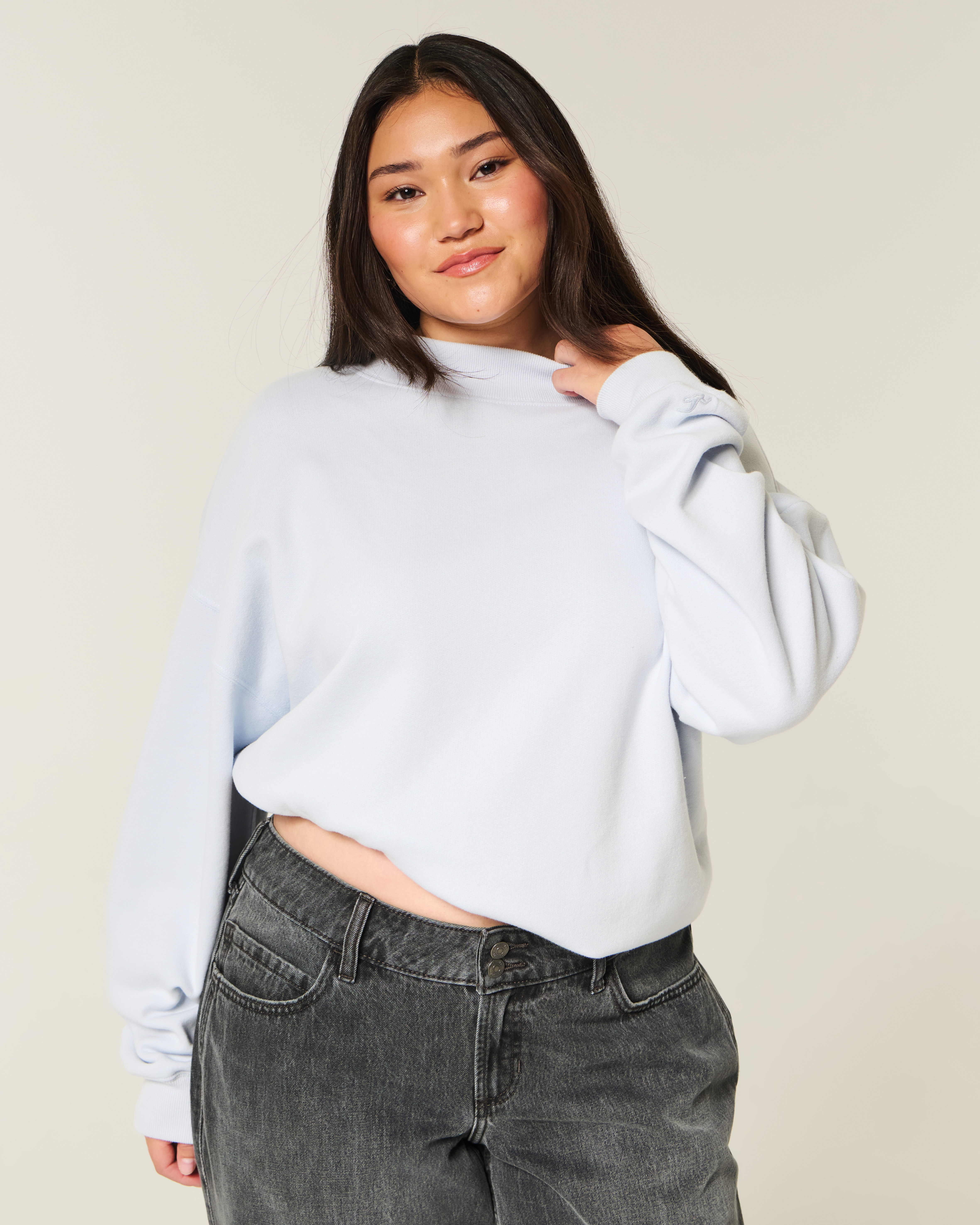 Oversized Mock-Neck Sweatshirt