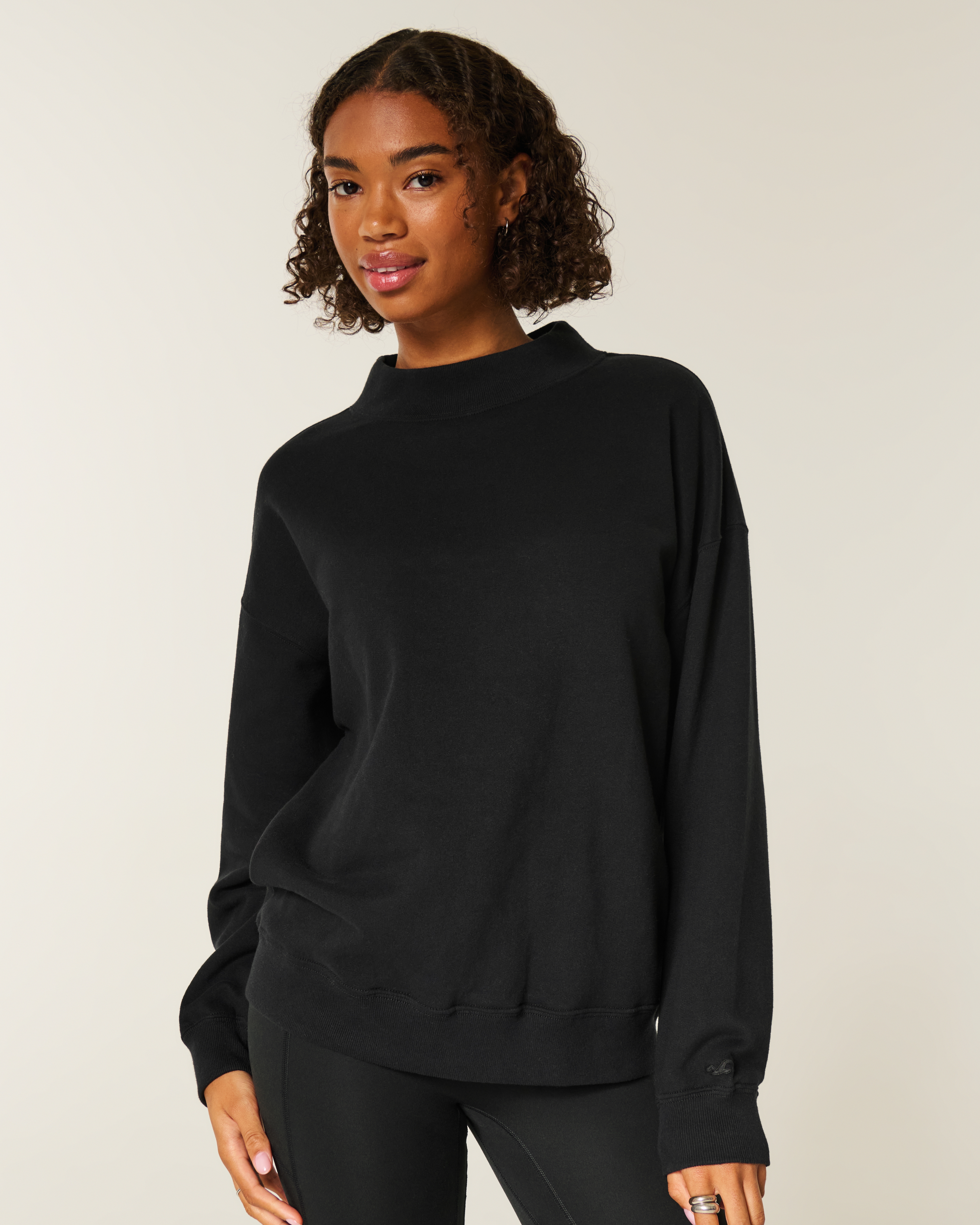 Oversized Mock-Neck Sweatshirt