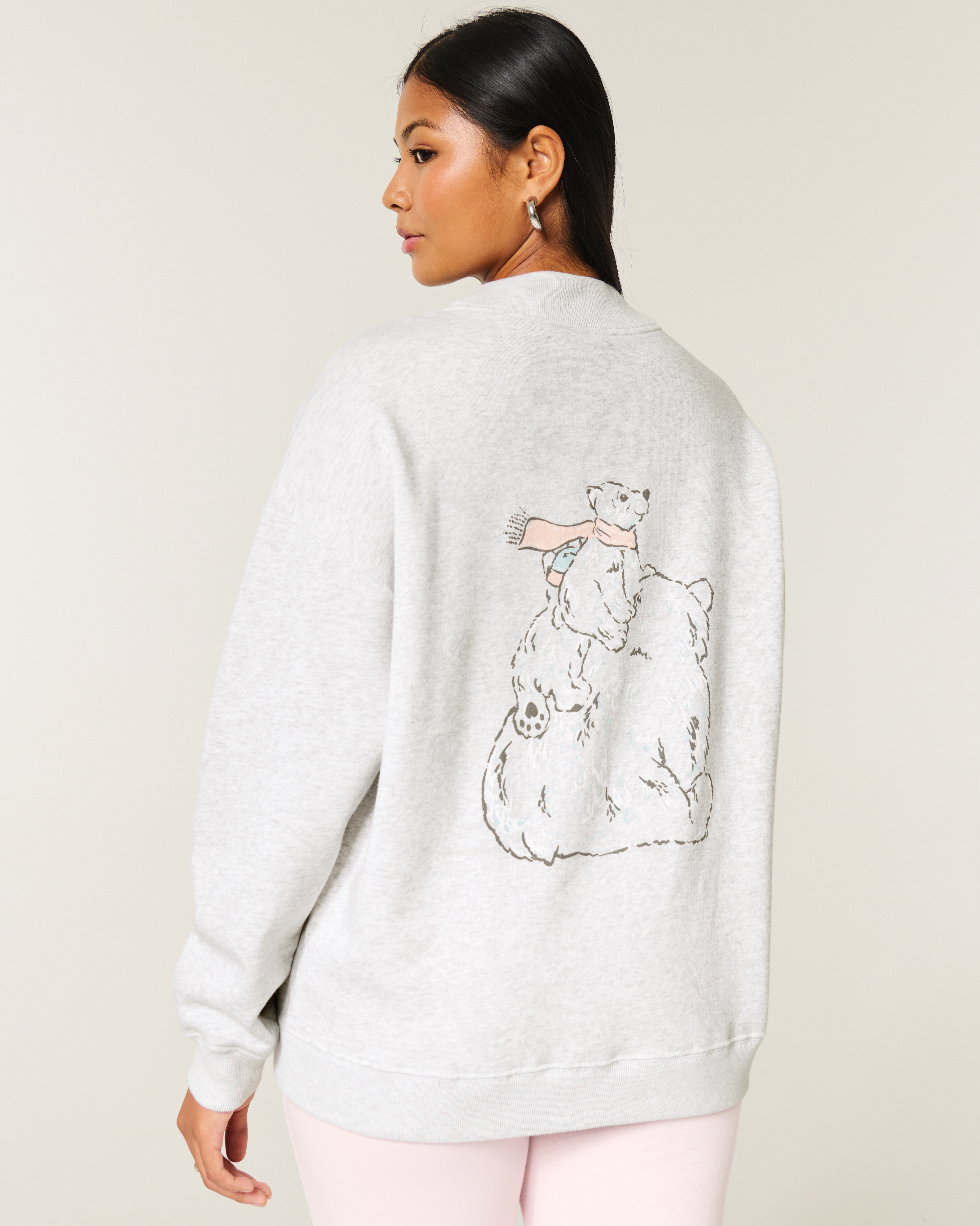 Hollister Oversized Mock-neck Bear Graphic Sweatshirt