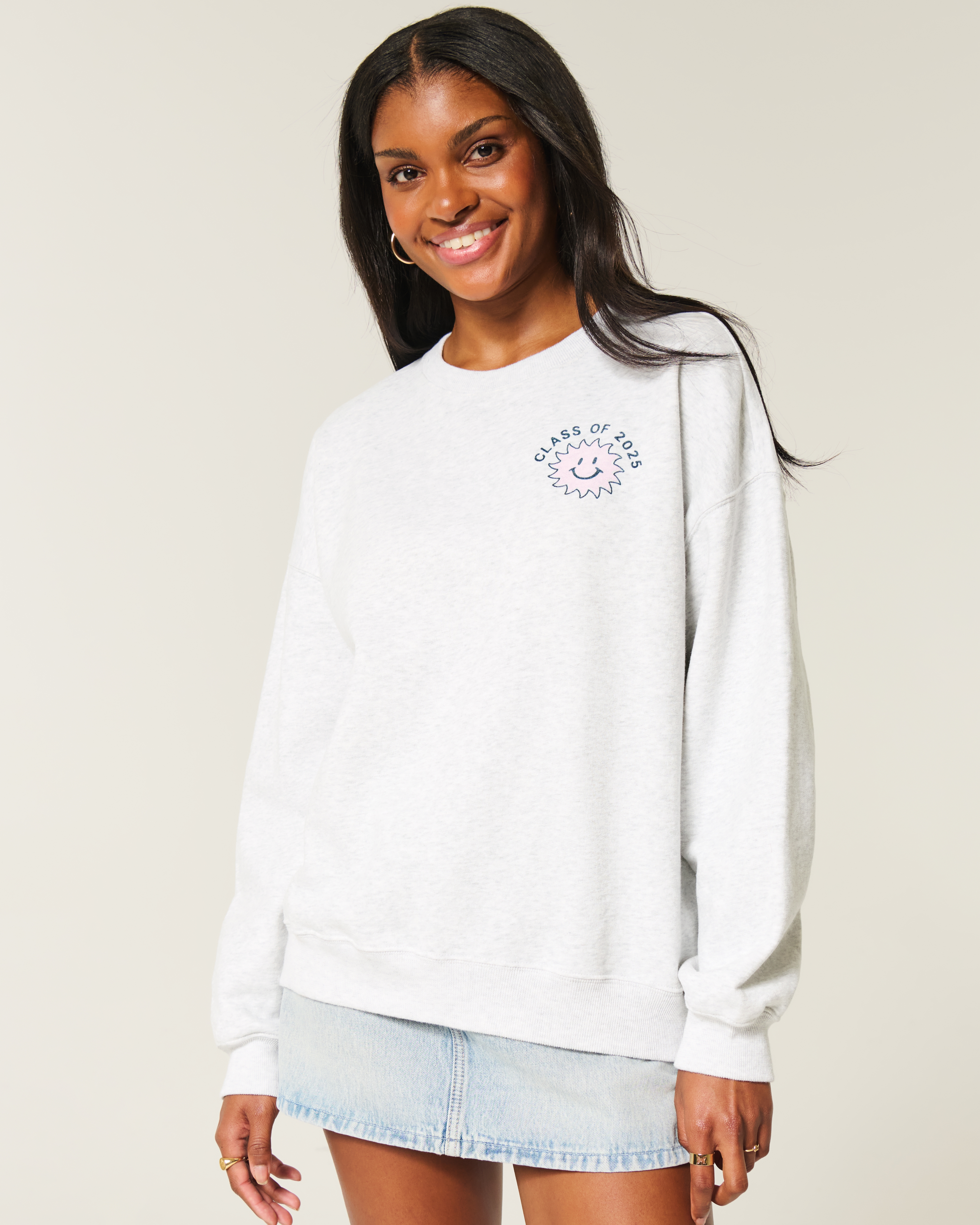 Oversized Class of 2025 Grad Graphic Crew Sweatshirt