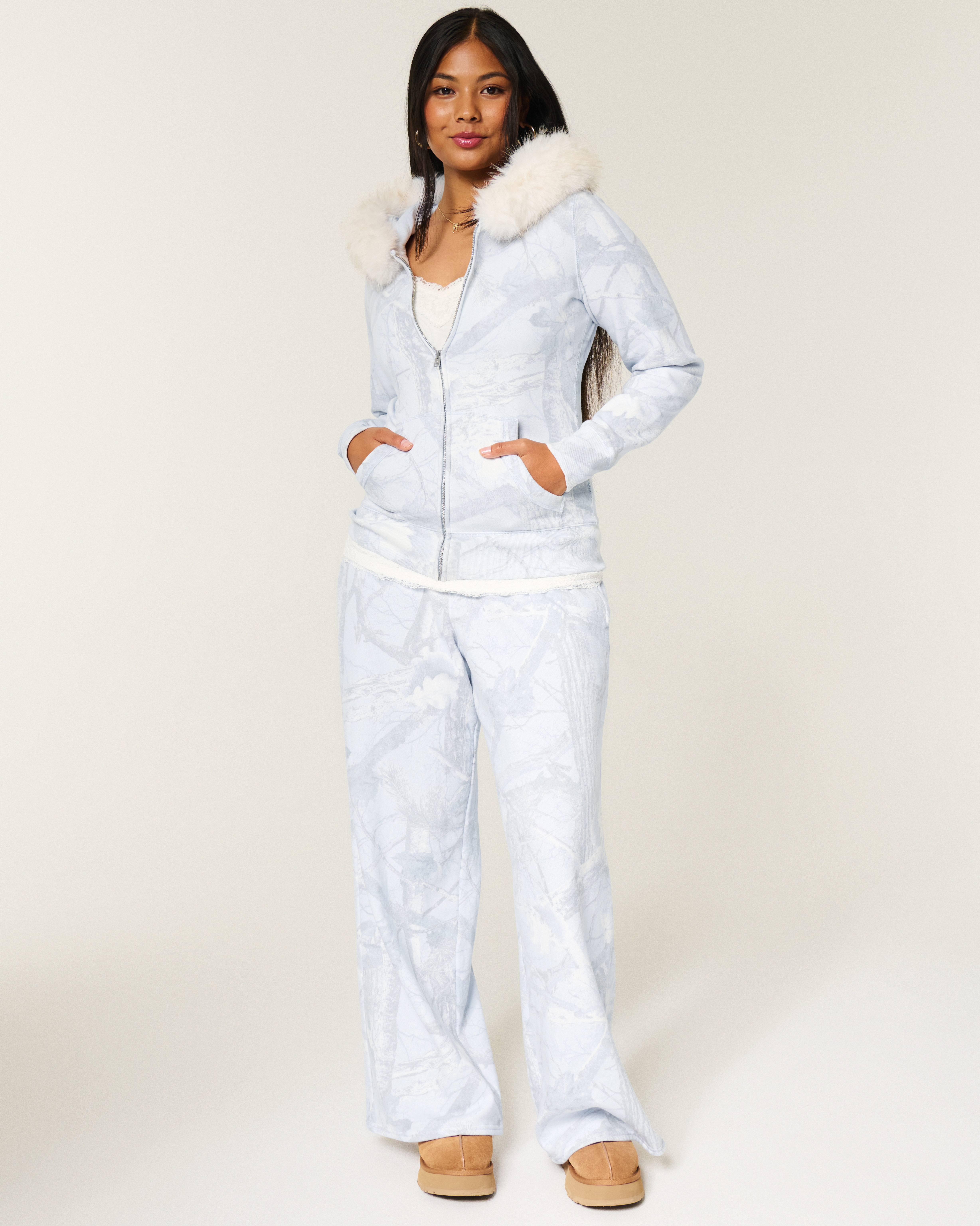 Hollister Feel Good Faux Fur Trim Zip-Up Camo Hoodie at Bramalea