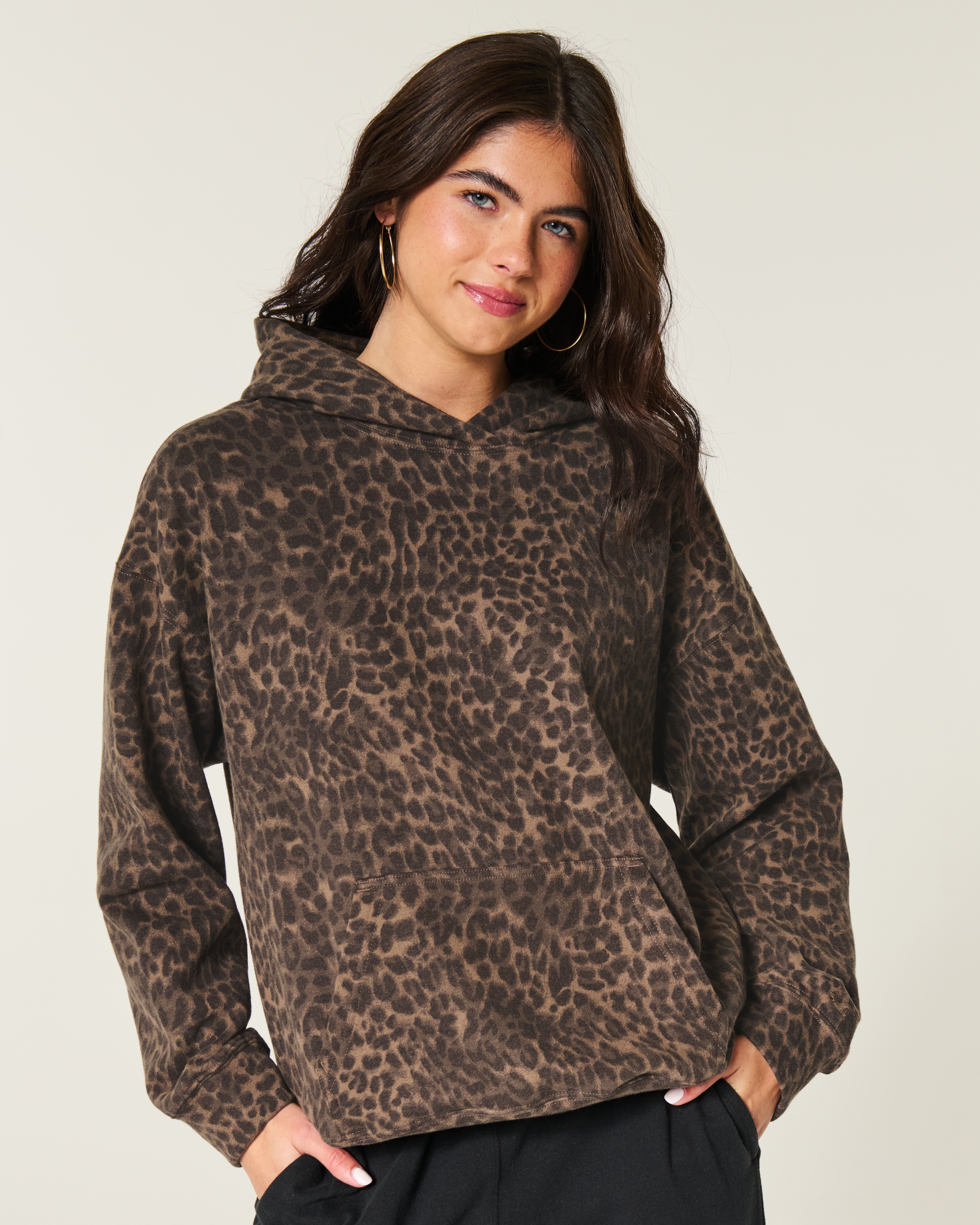 Oversized Leopard Print Sweatshirt