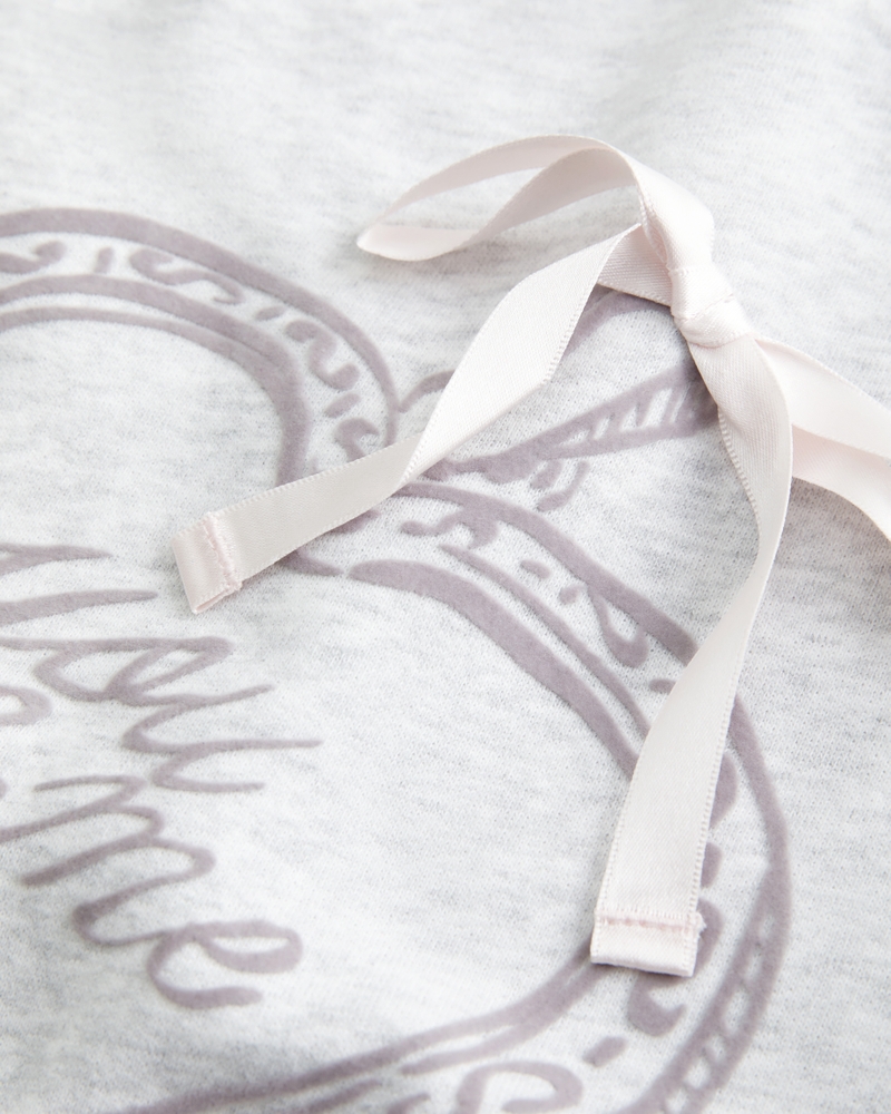 Oversized Off-the-Shoulder Heart Graphic Sweatshirt