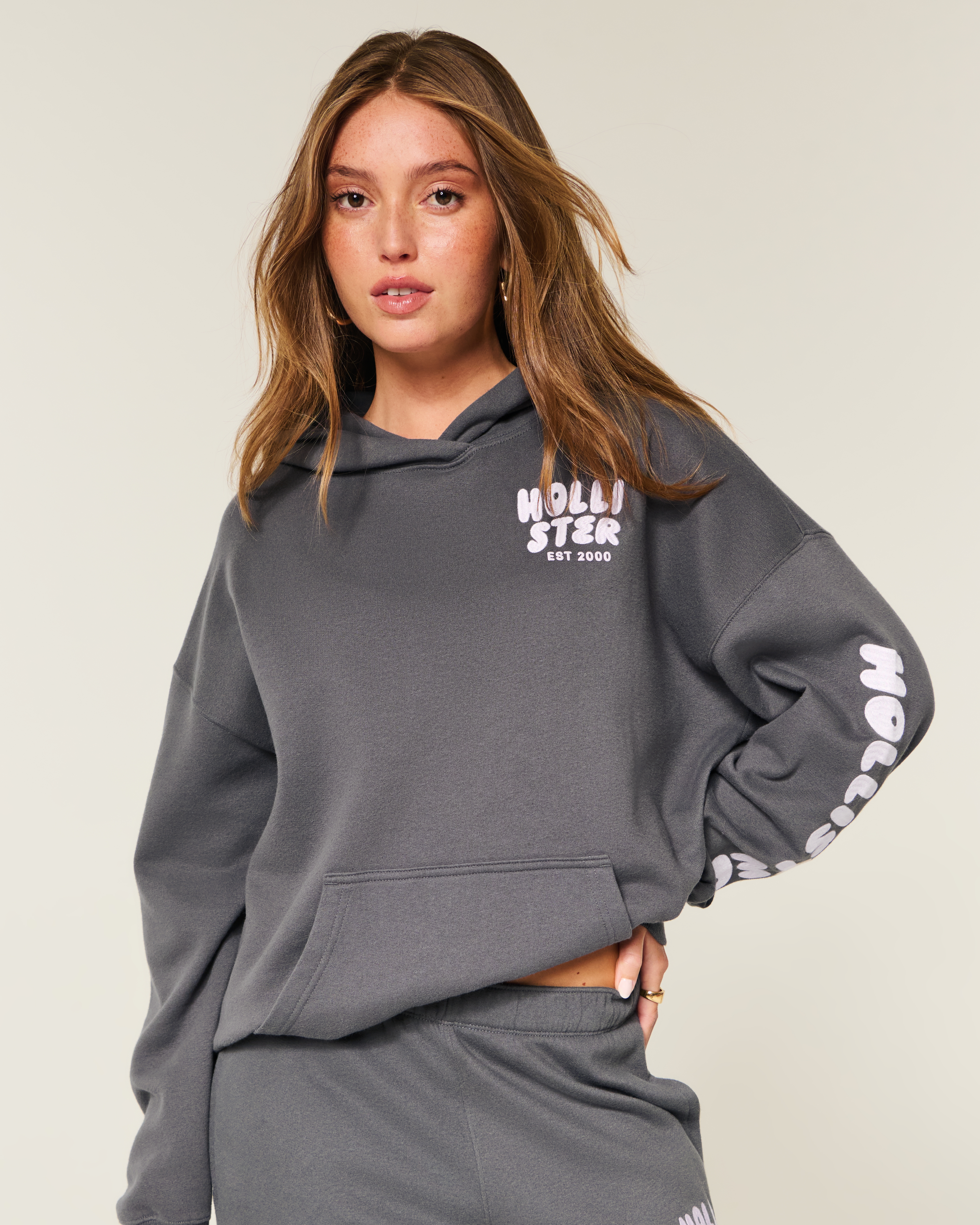 Oversized Logo Graphic Hoodie