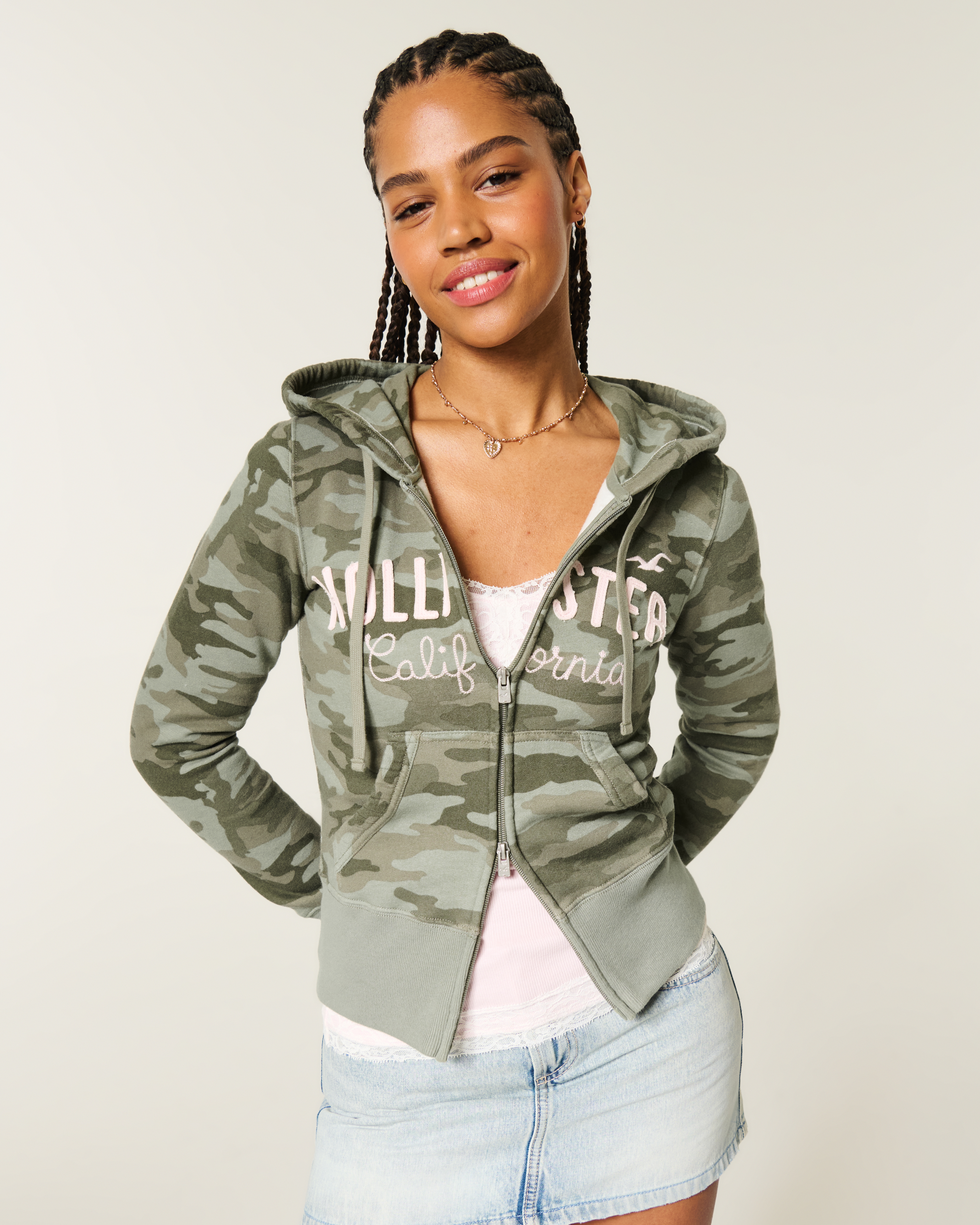 Hollister Feel Good Zip-Up Camo Logo Graphic Hoodie