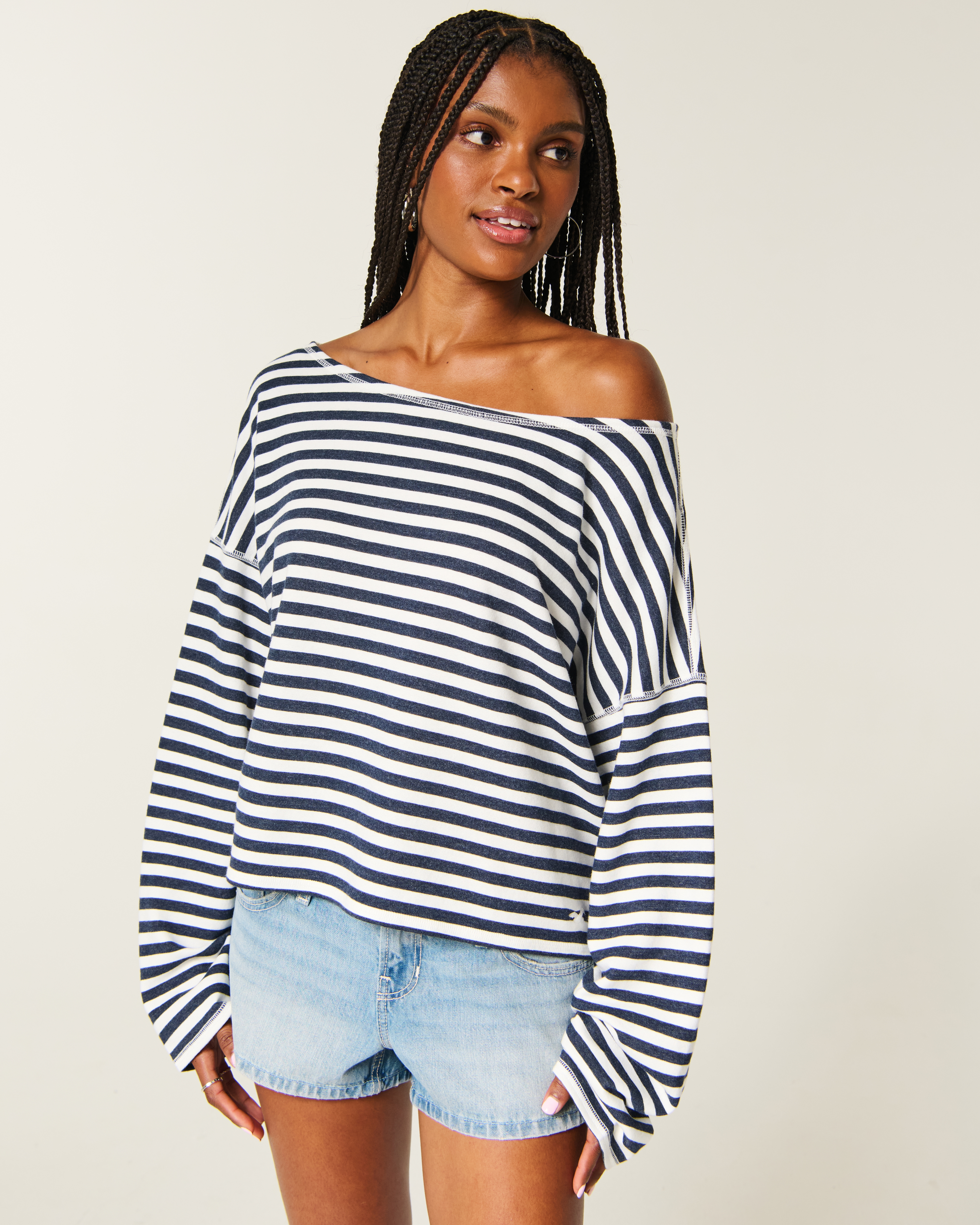 Easy Striped Off-the-Shoulder Sweatshirt