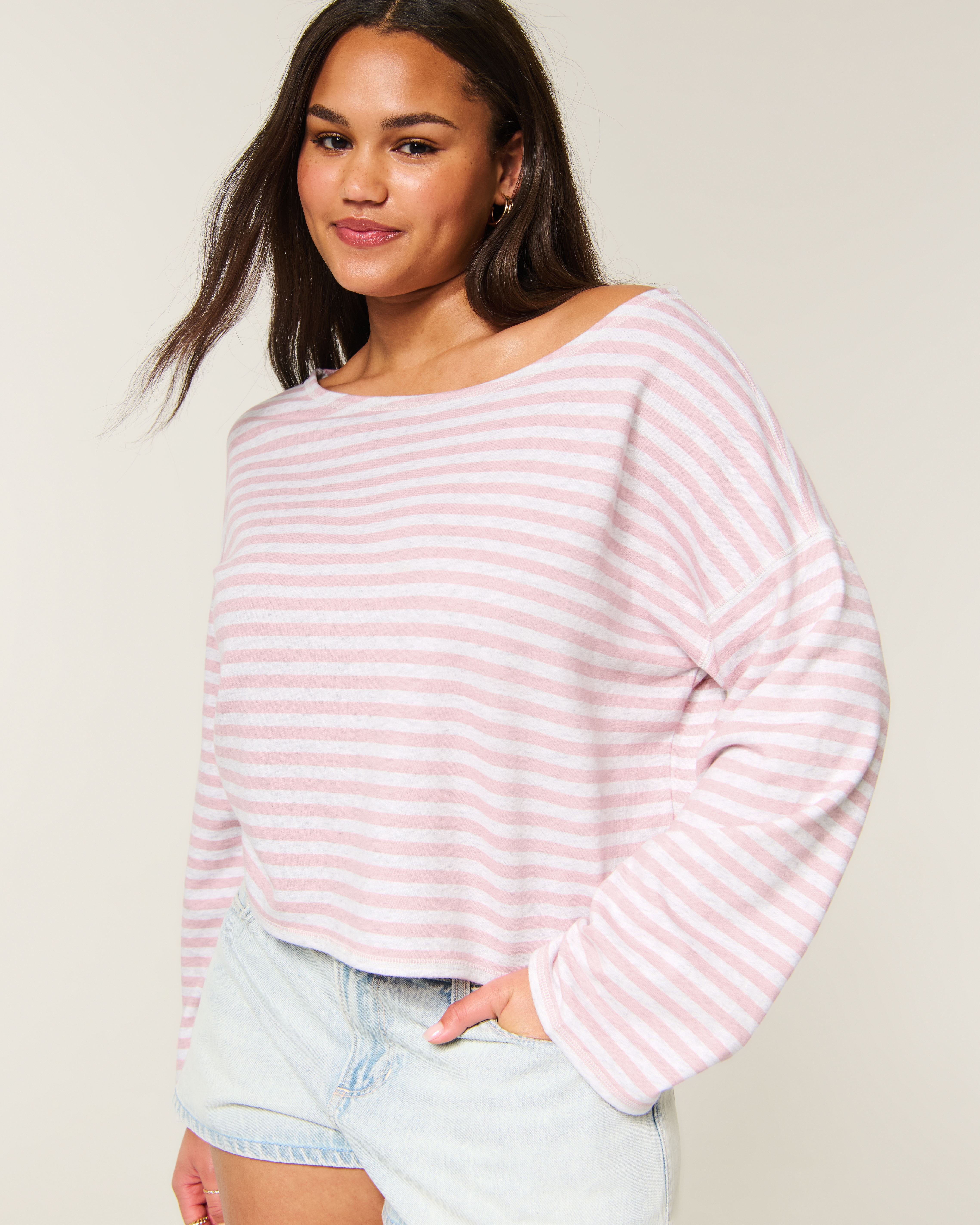 Easy Striped Off-the-Shoulder Sweatshirt