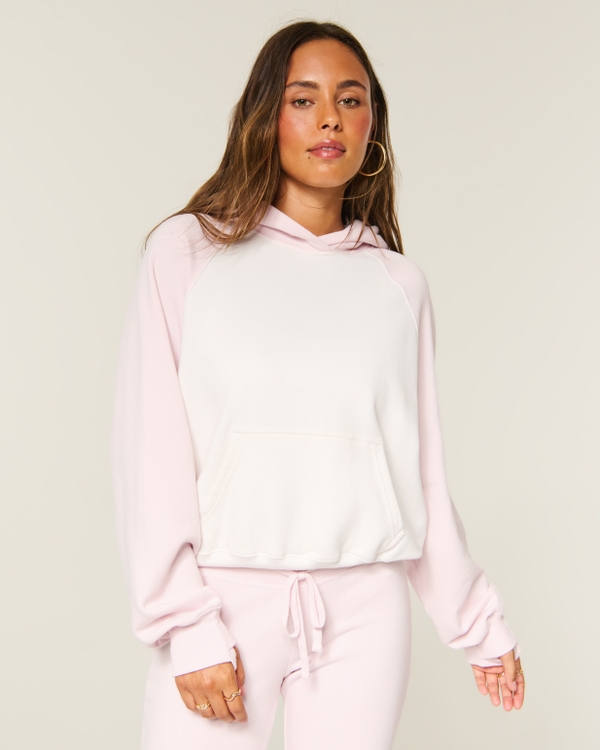 Hollister Feel Good Classic Fit Raglan Hoodie
