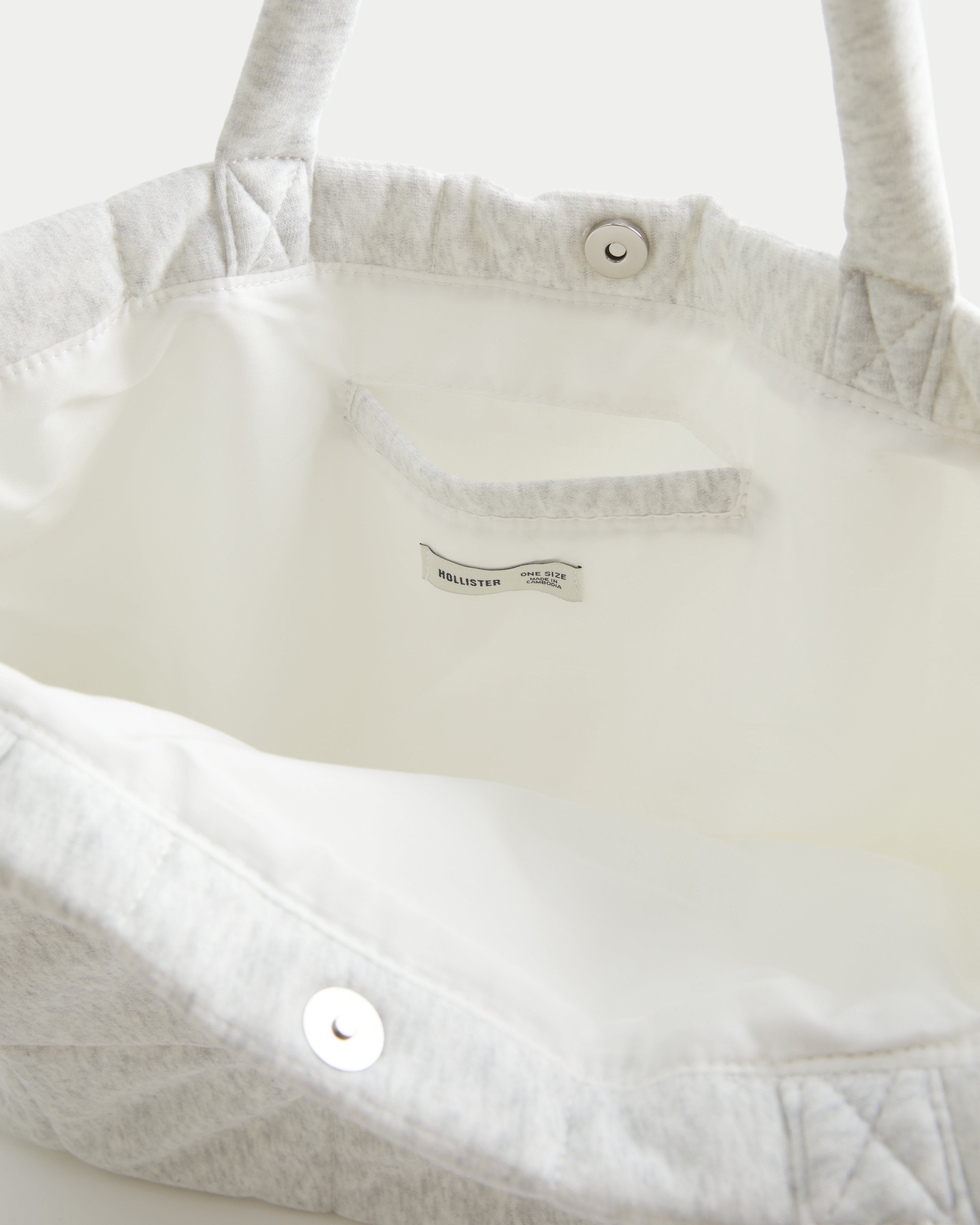 Hollister Feel Good Sleepover Bag