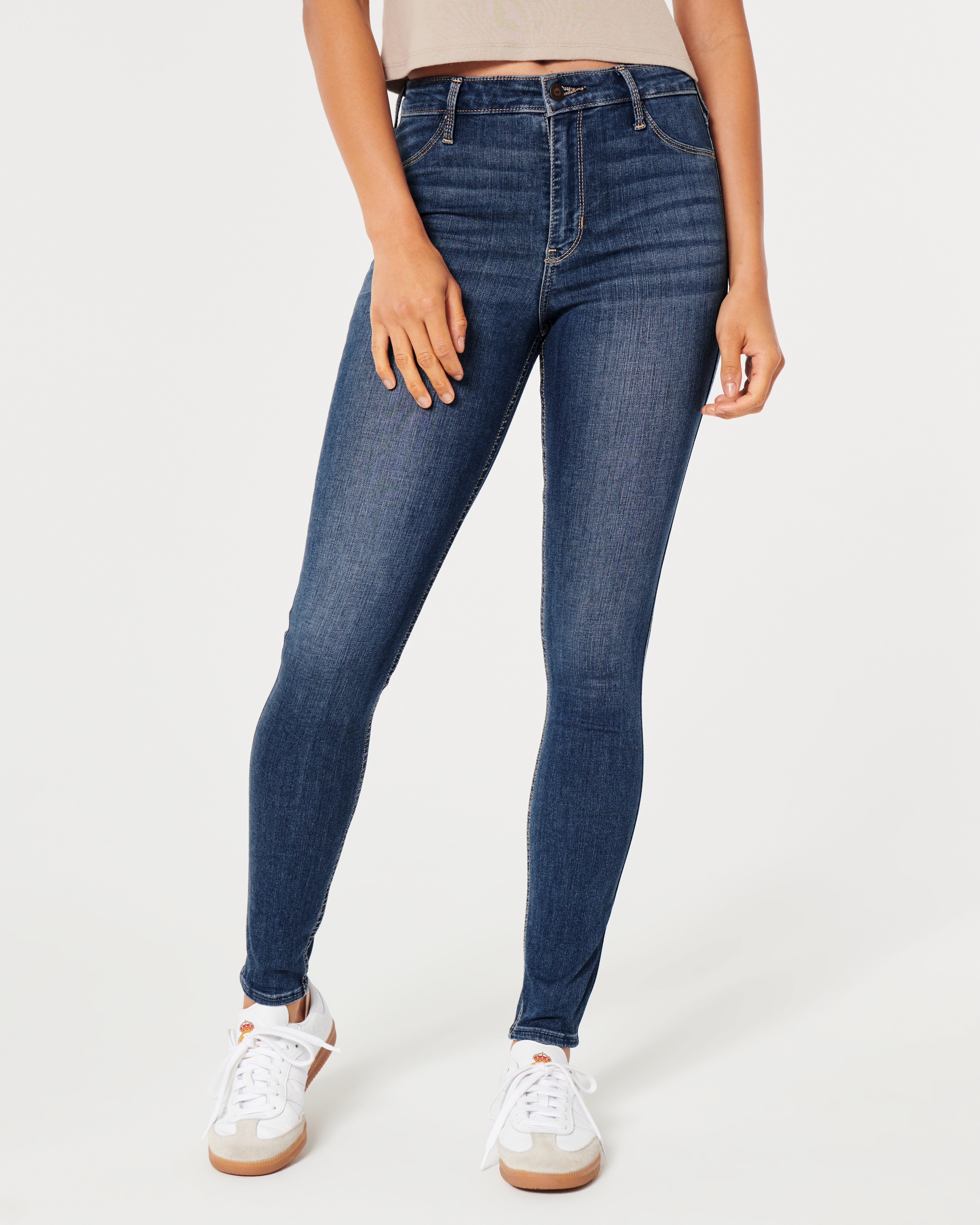 Hollister Women s High Rise Faded Jean Leggings