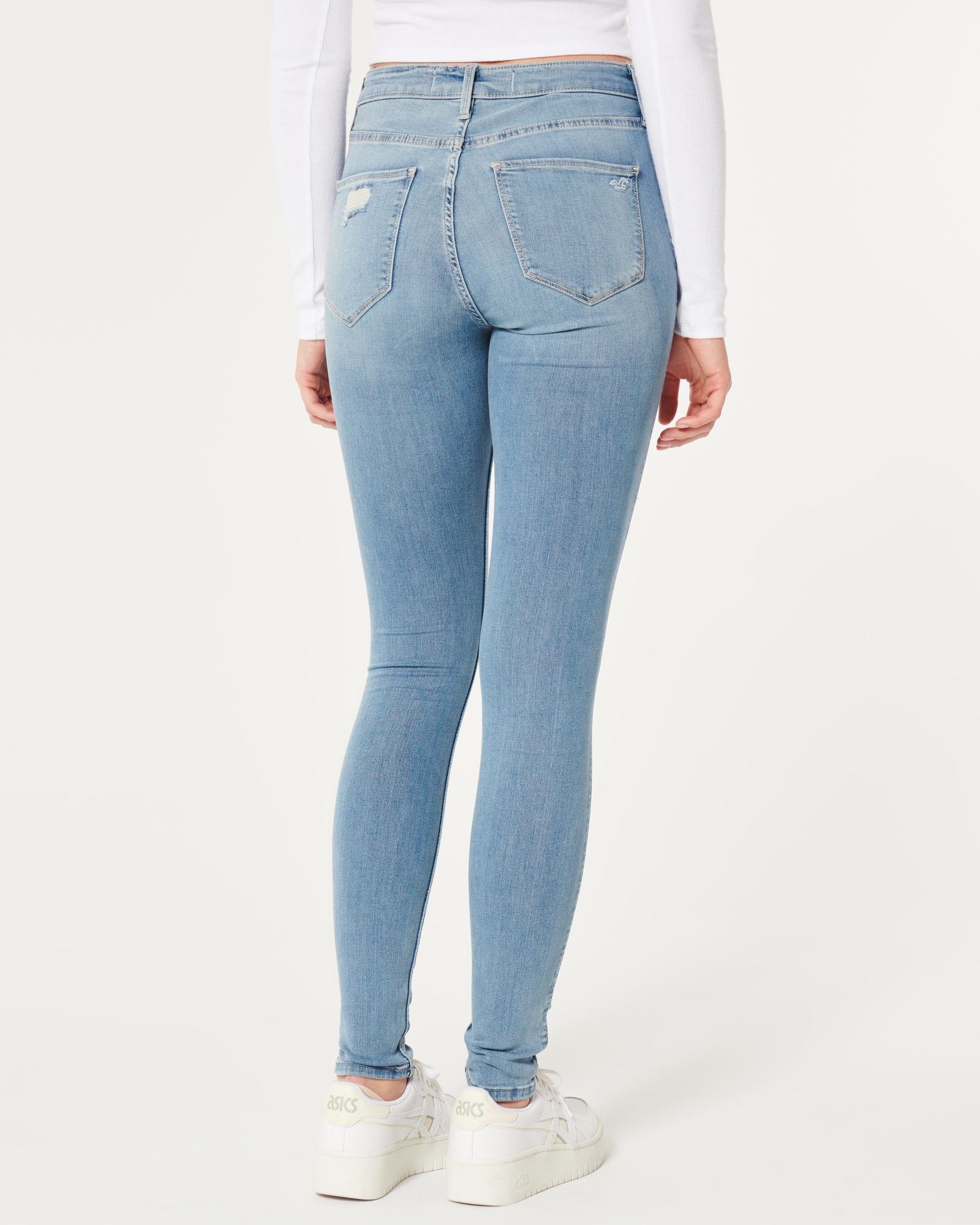 Women's Low-Rise Light Wash Ripped Baggy Jeans - Hollister Co.