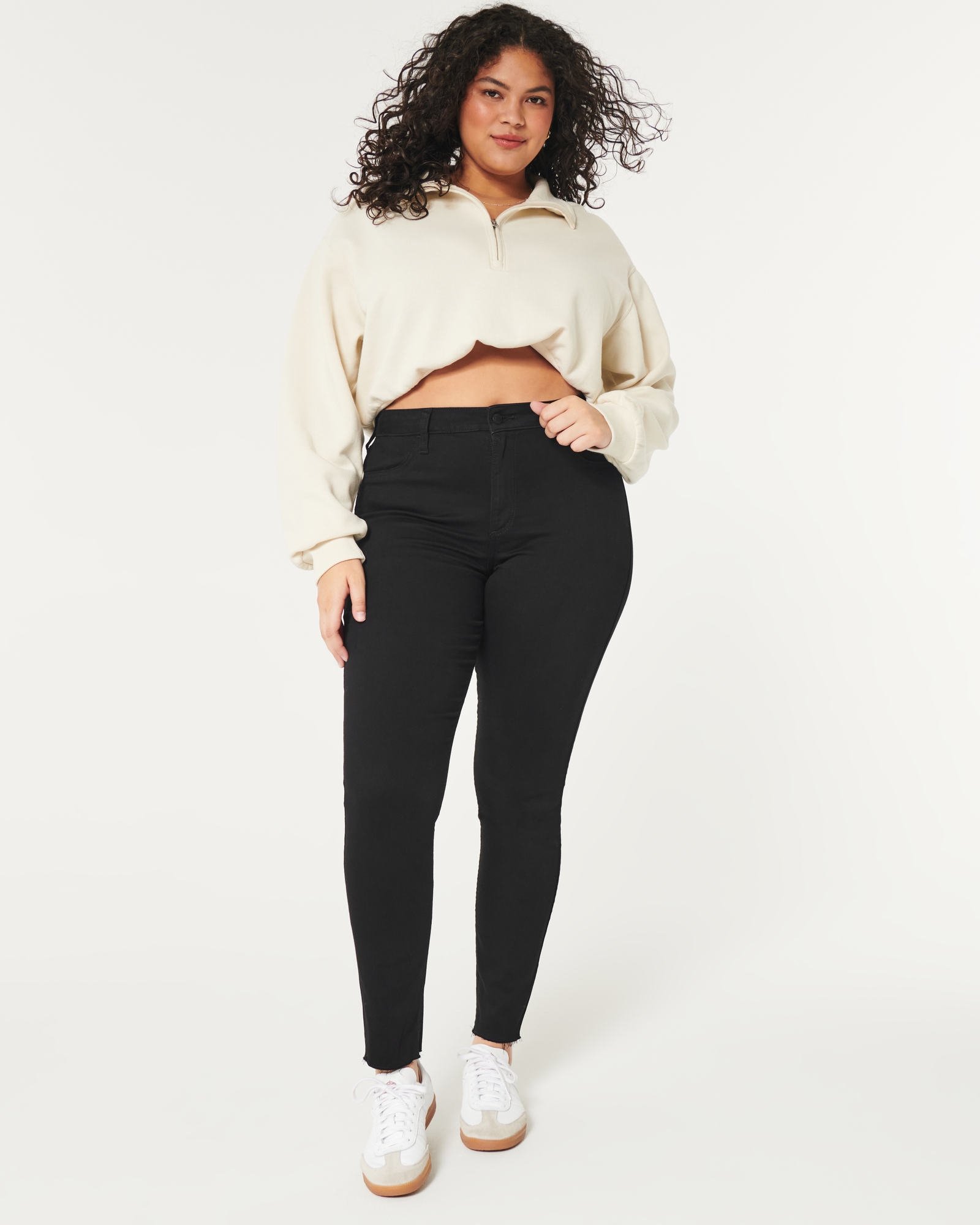 Women's Curvy Ultra High-Rise Black Mom Jeans
