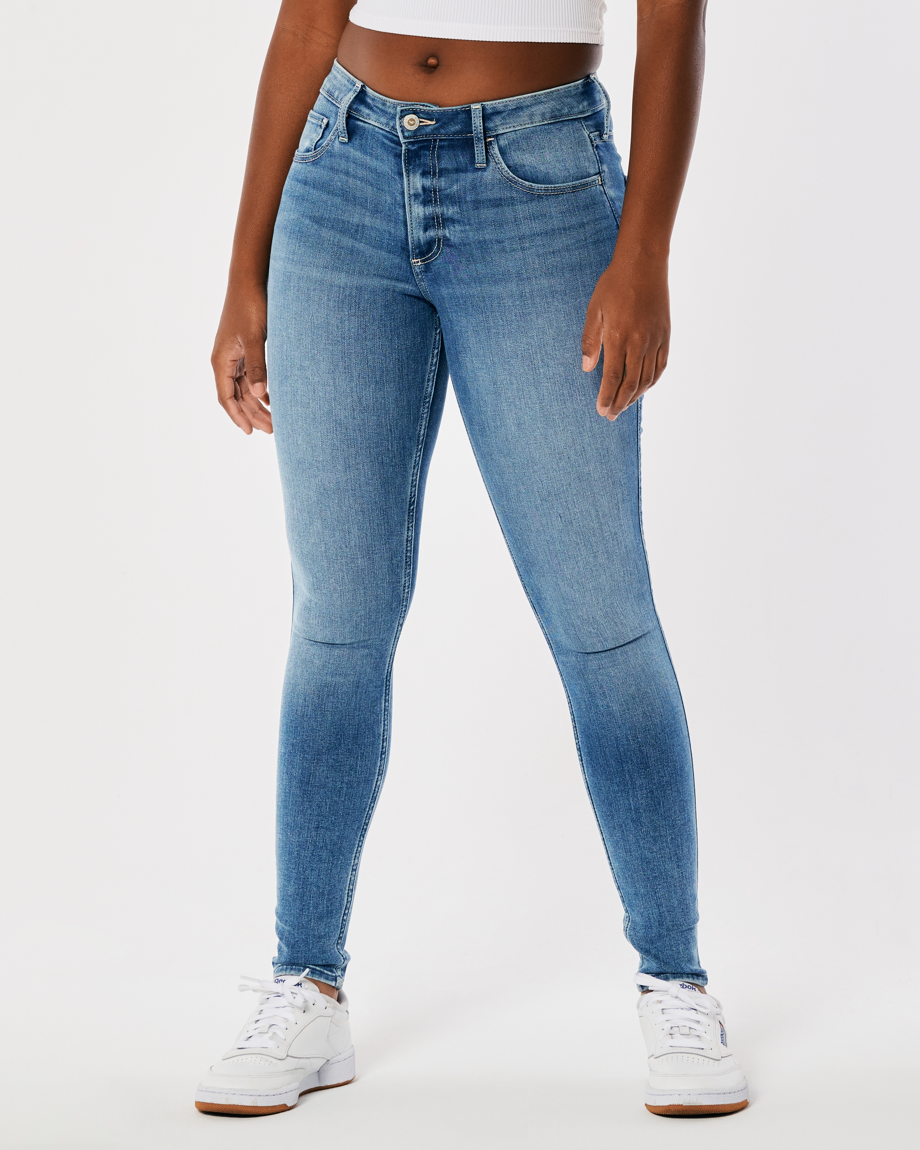 Mid rise hollister jeans on sale