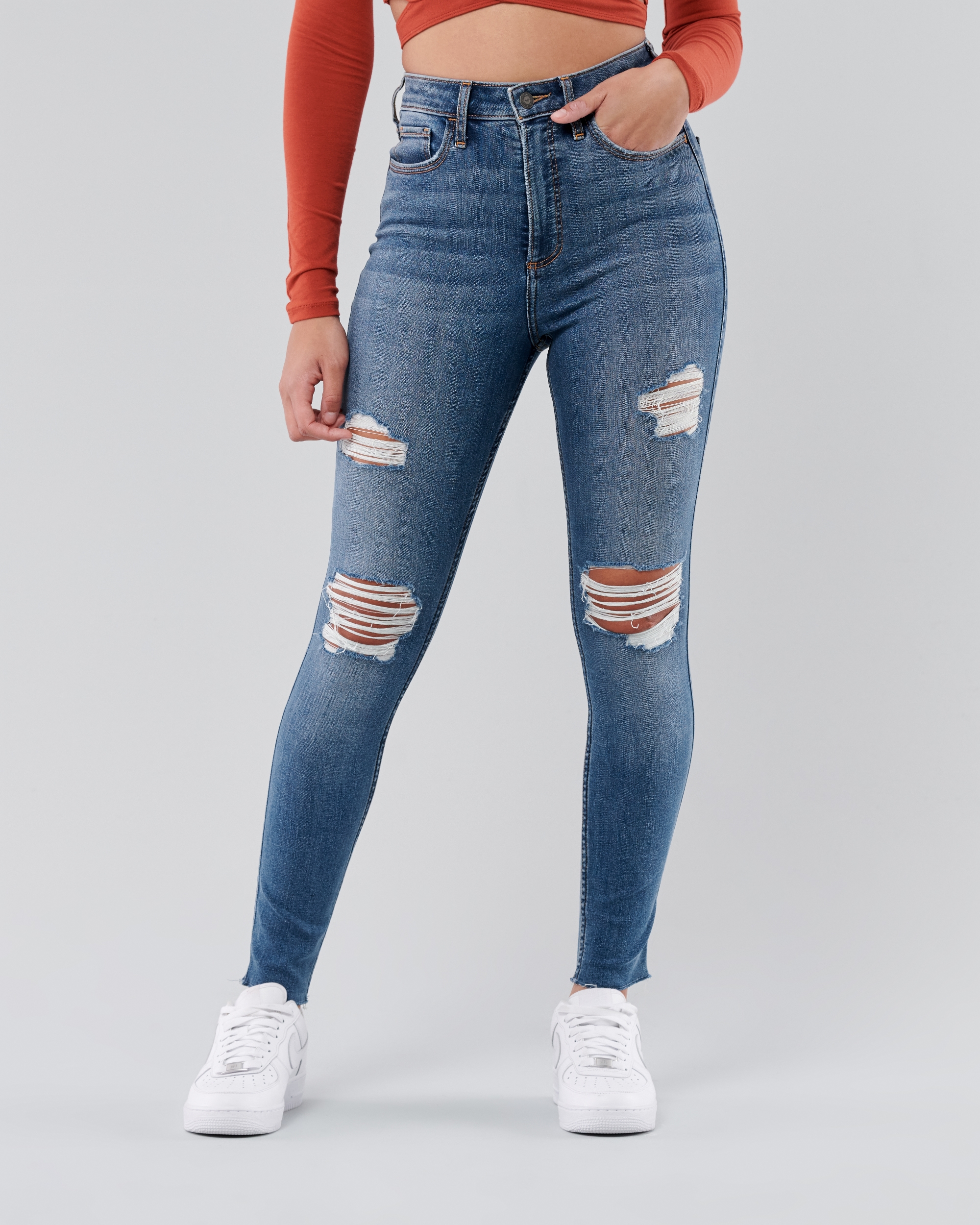 Curvy Ultra High-Rise Medium Wash Super Skinny Jeans