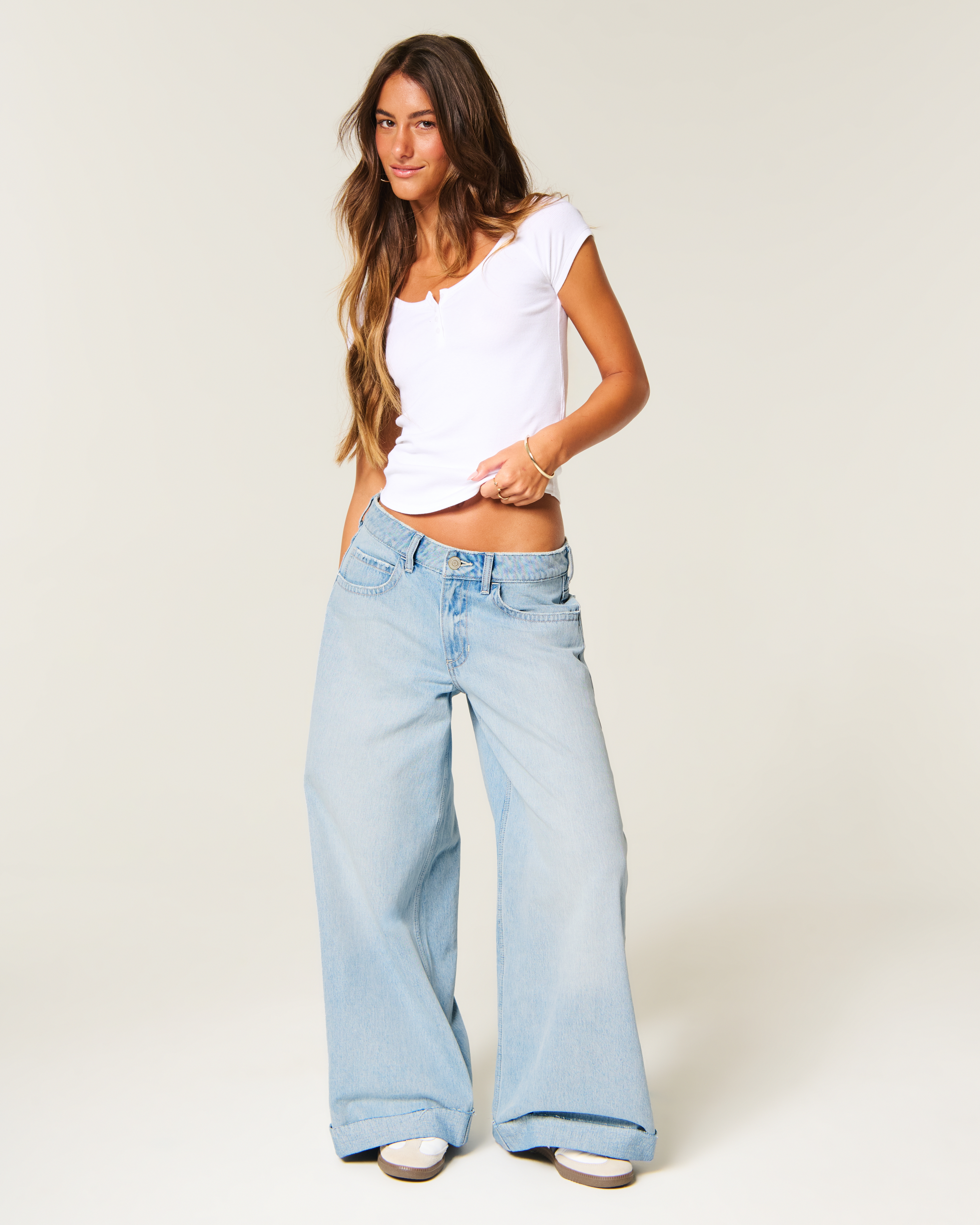 Ultra Low-Rise Beyond Baggy Jeans