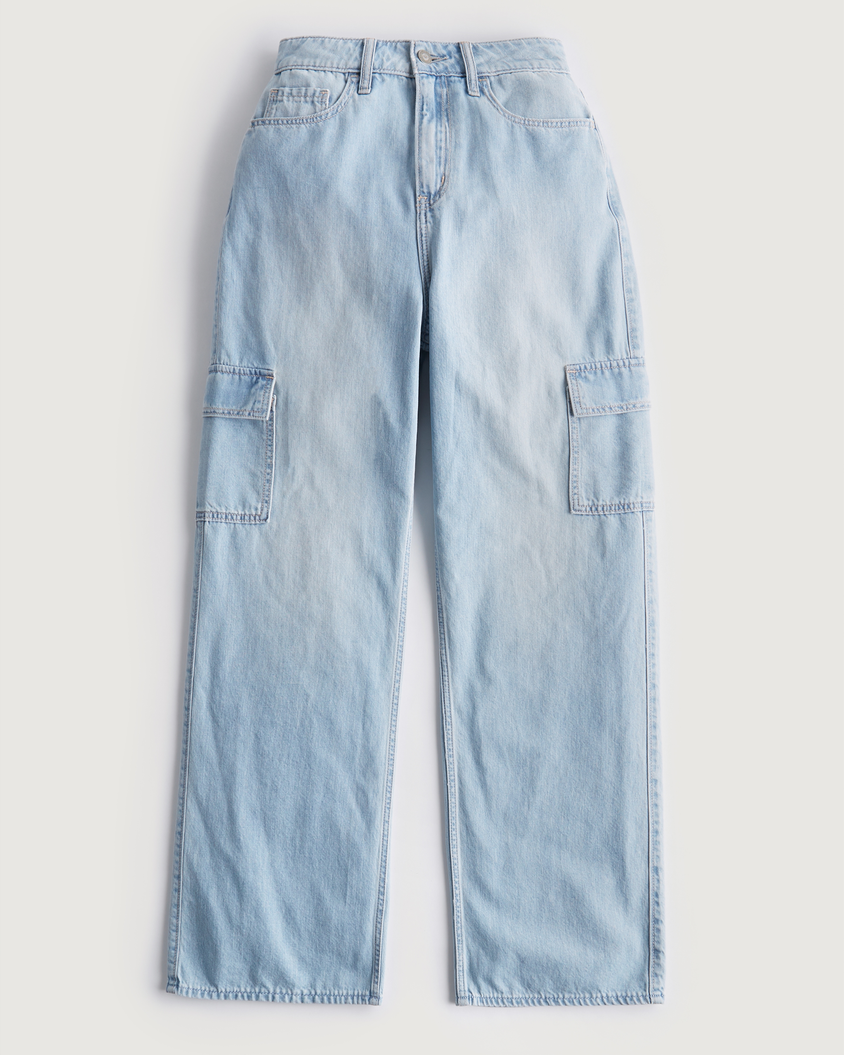 Women's Low-Rise Medium Wash Cargo Baggy Jeans - Hollister