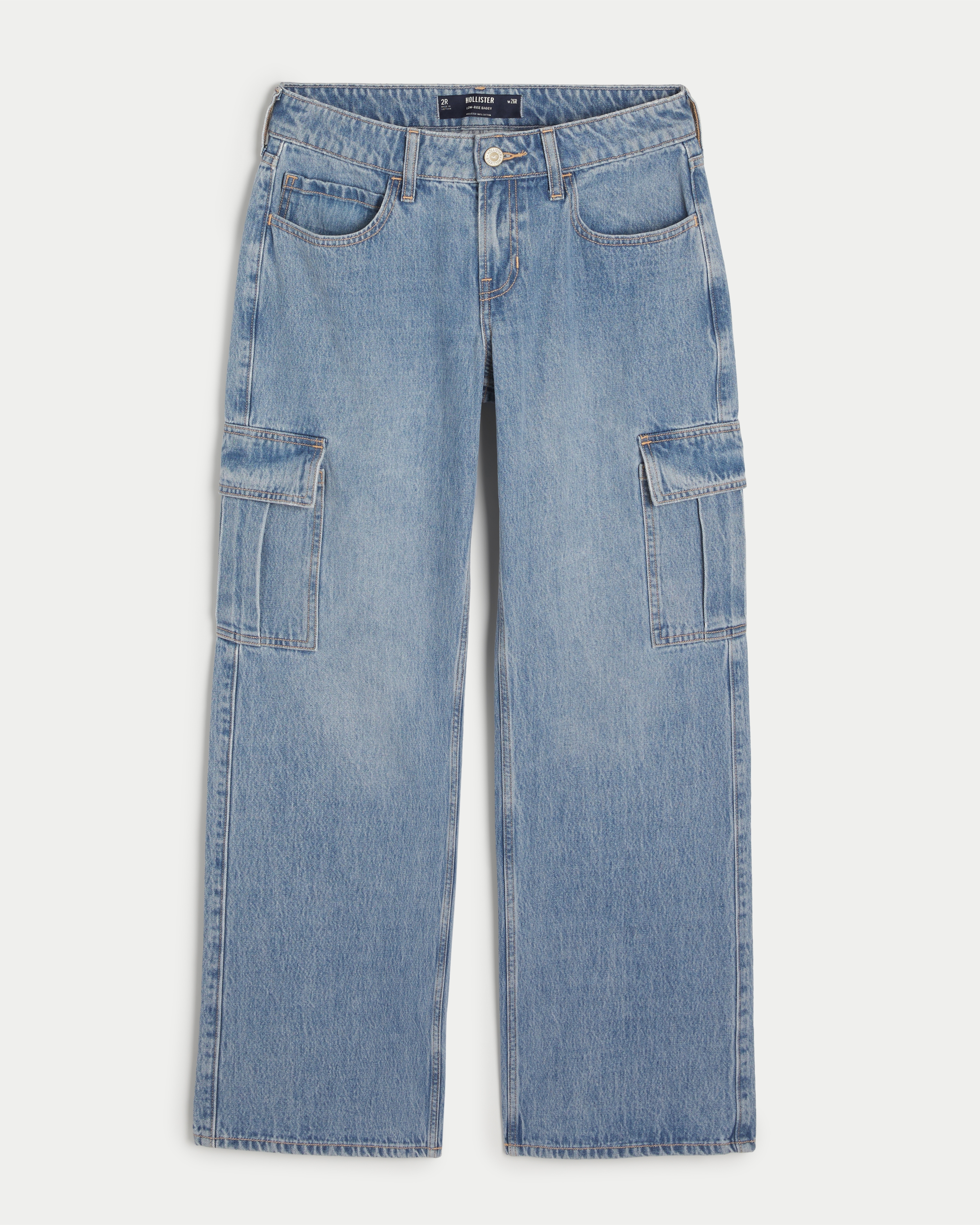 Hollister jeans deals sale in store