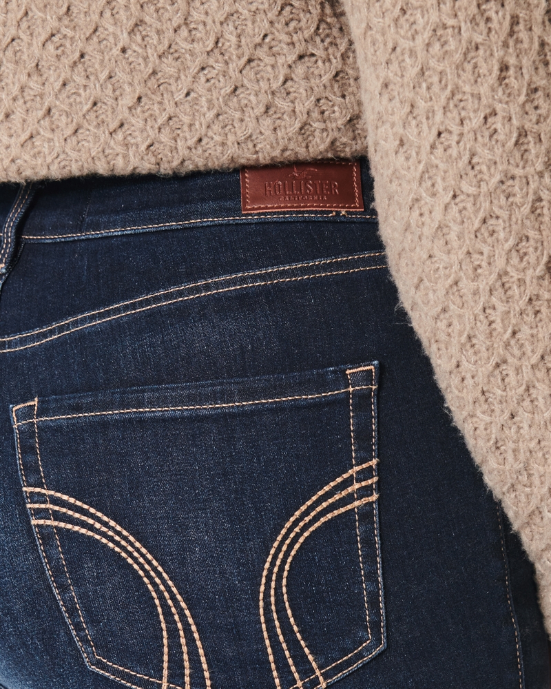 Curvy High-Rise Ripped Medium Wash Super Skinny Jeans