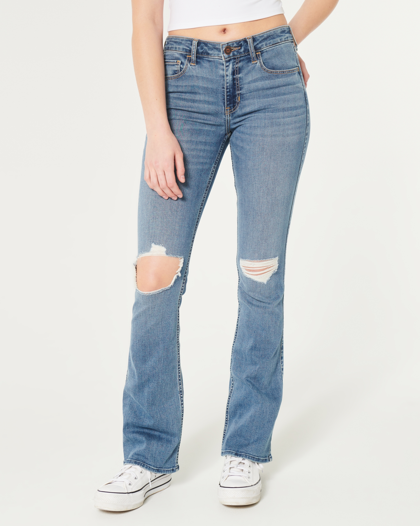 Women's Curvy Mid-Rise Ripped Medium Wash Boot Jeans