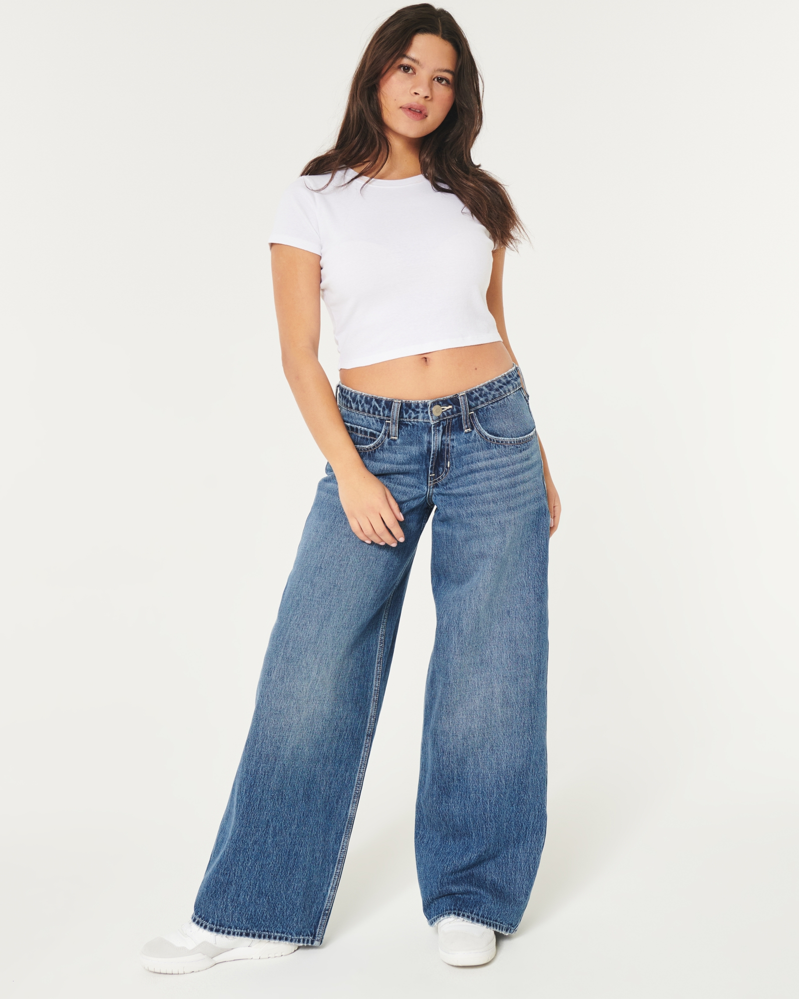 Women's Low-Rise Medium Wash Super Baggy Jeans, Women's Bottoms