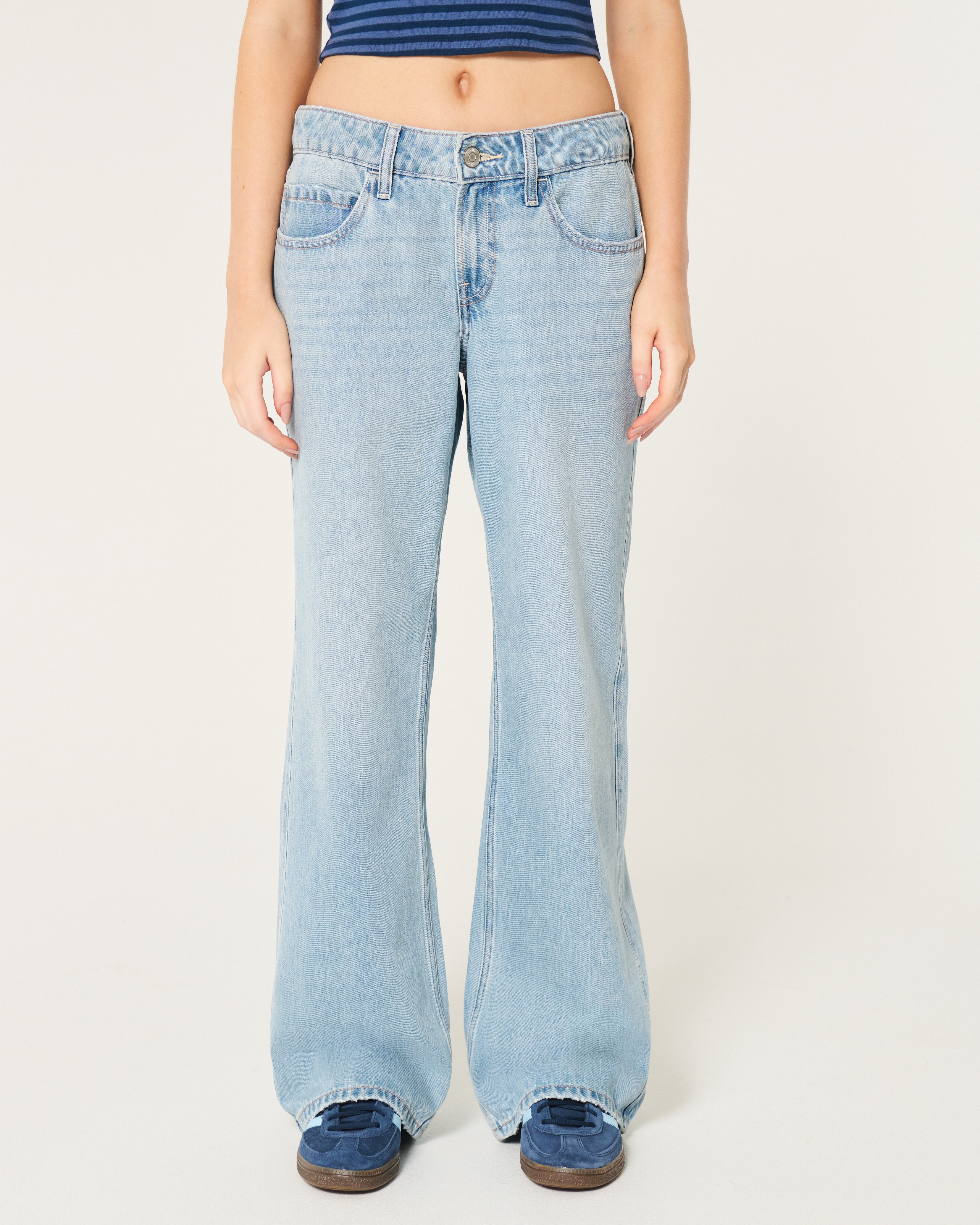 Low-Rise Medium Wash Baggy Jeans