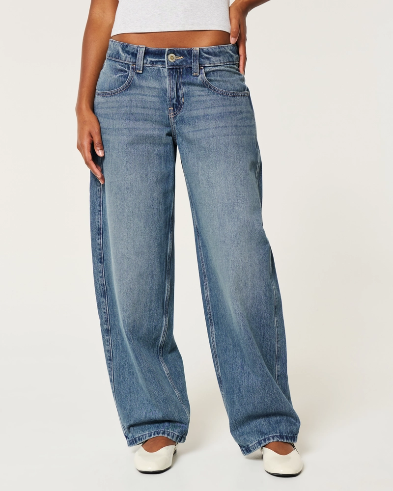 Low-Rise Medium Wash Tapered Baggy Jeans