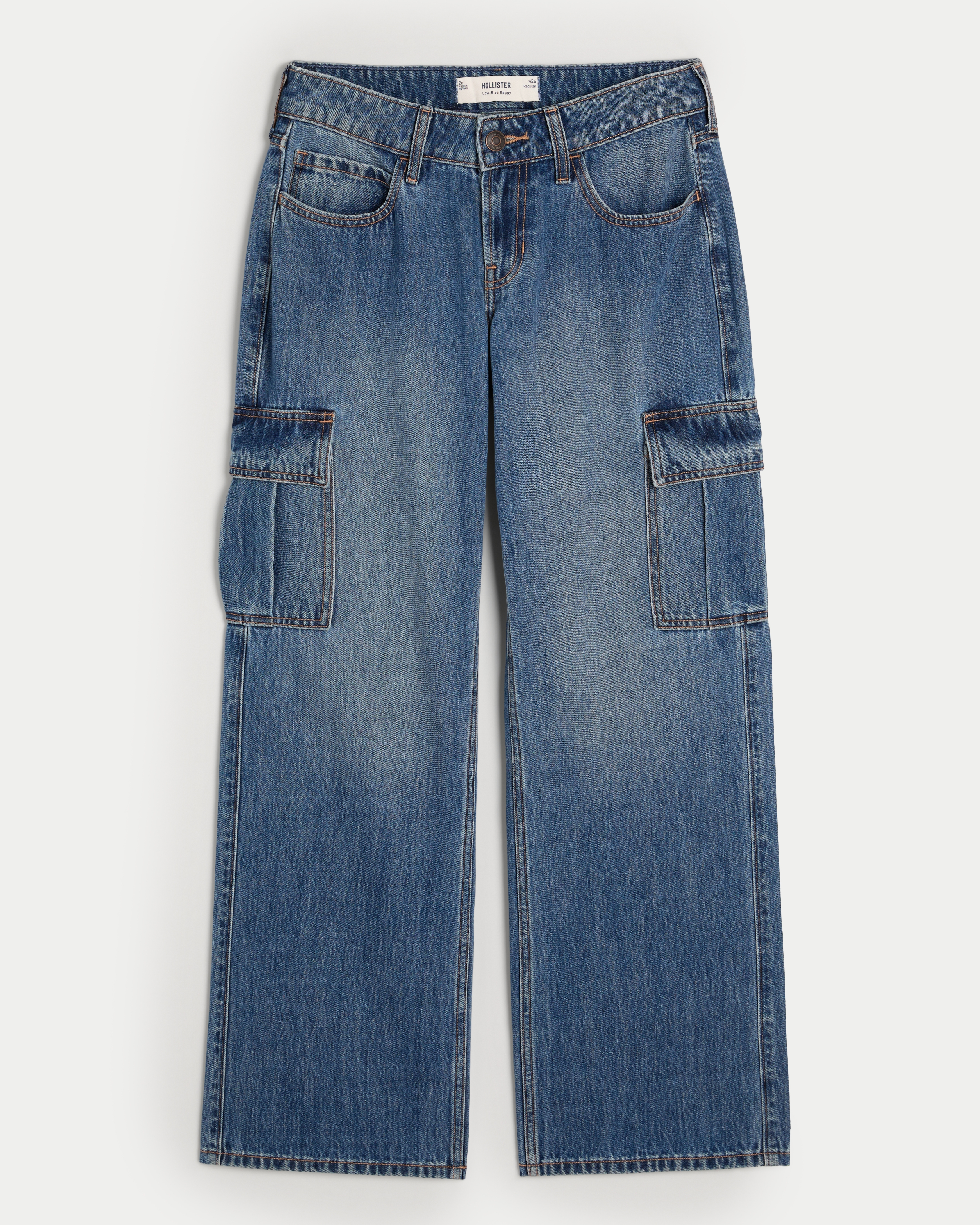 Low-Rise Medium Wash Cargo Baggy Jeans