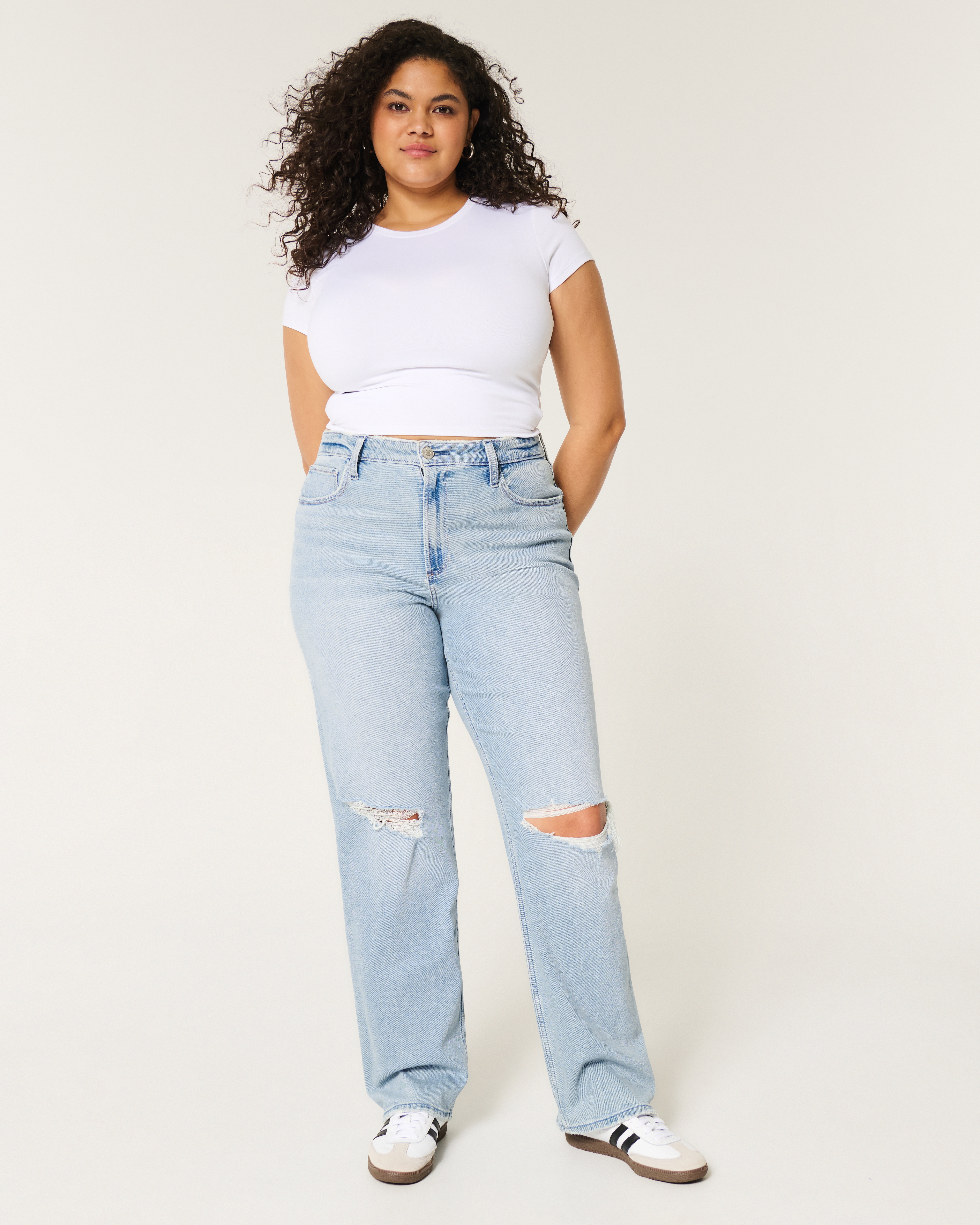 Women's Curvy Ultra High-Rise Ripped Light Wash Dad Jeans