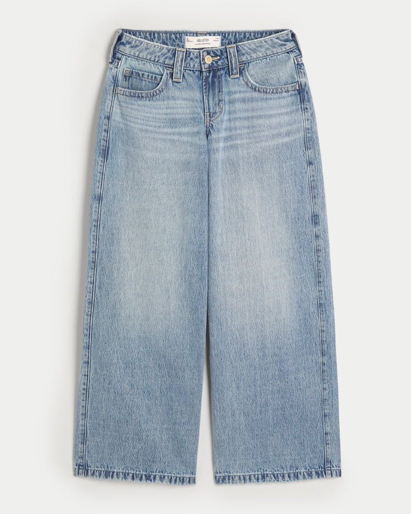 Low-Rise Light Wash Super Baggy Jeans