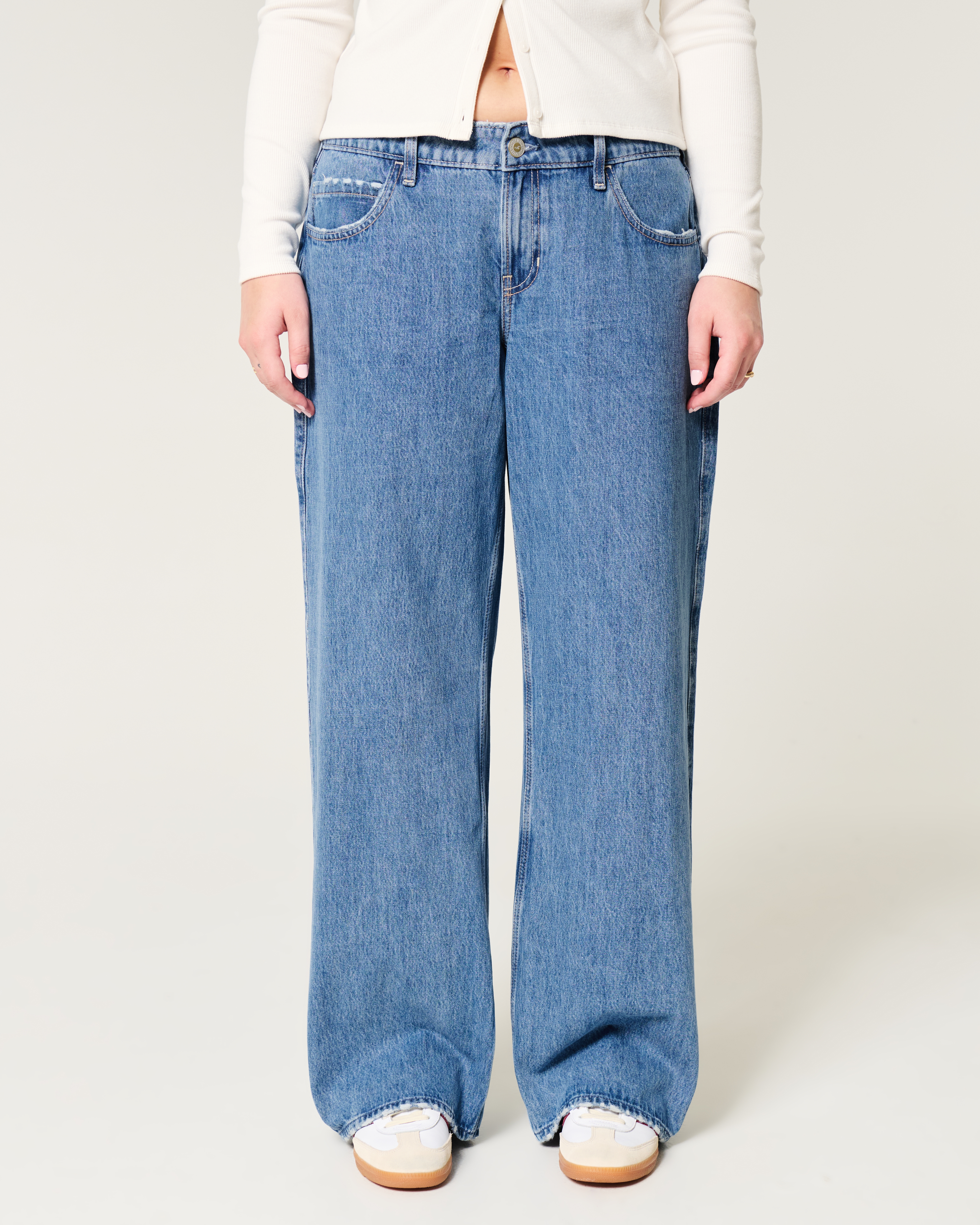 Low-Rise Medium Wash Baggy Jeans