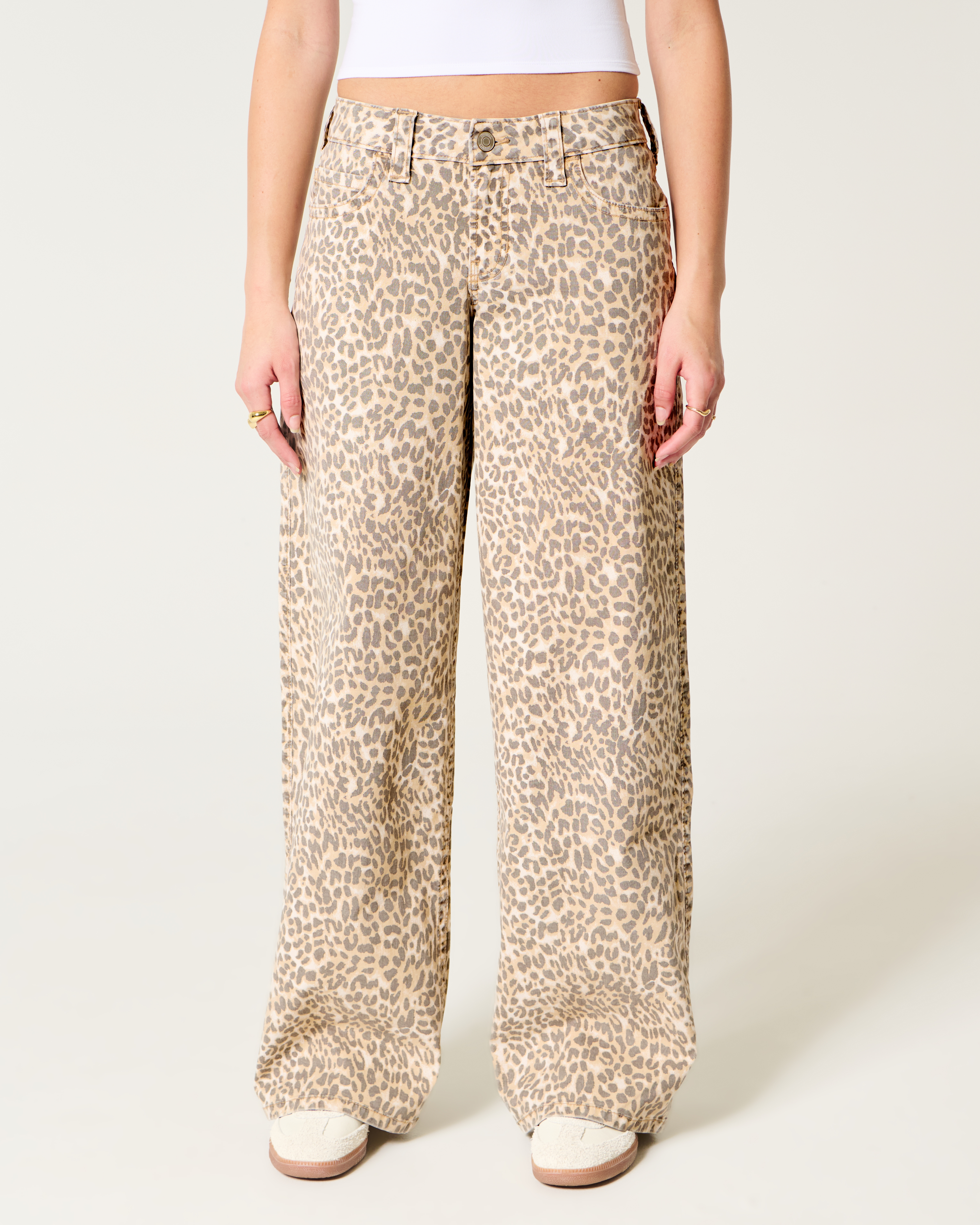 Low-Rise Leopard Print Super Baggy Jeans