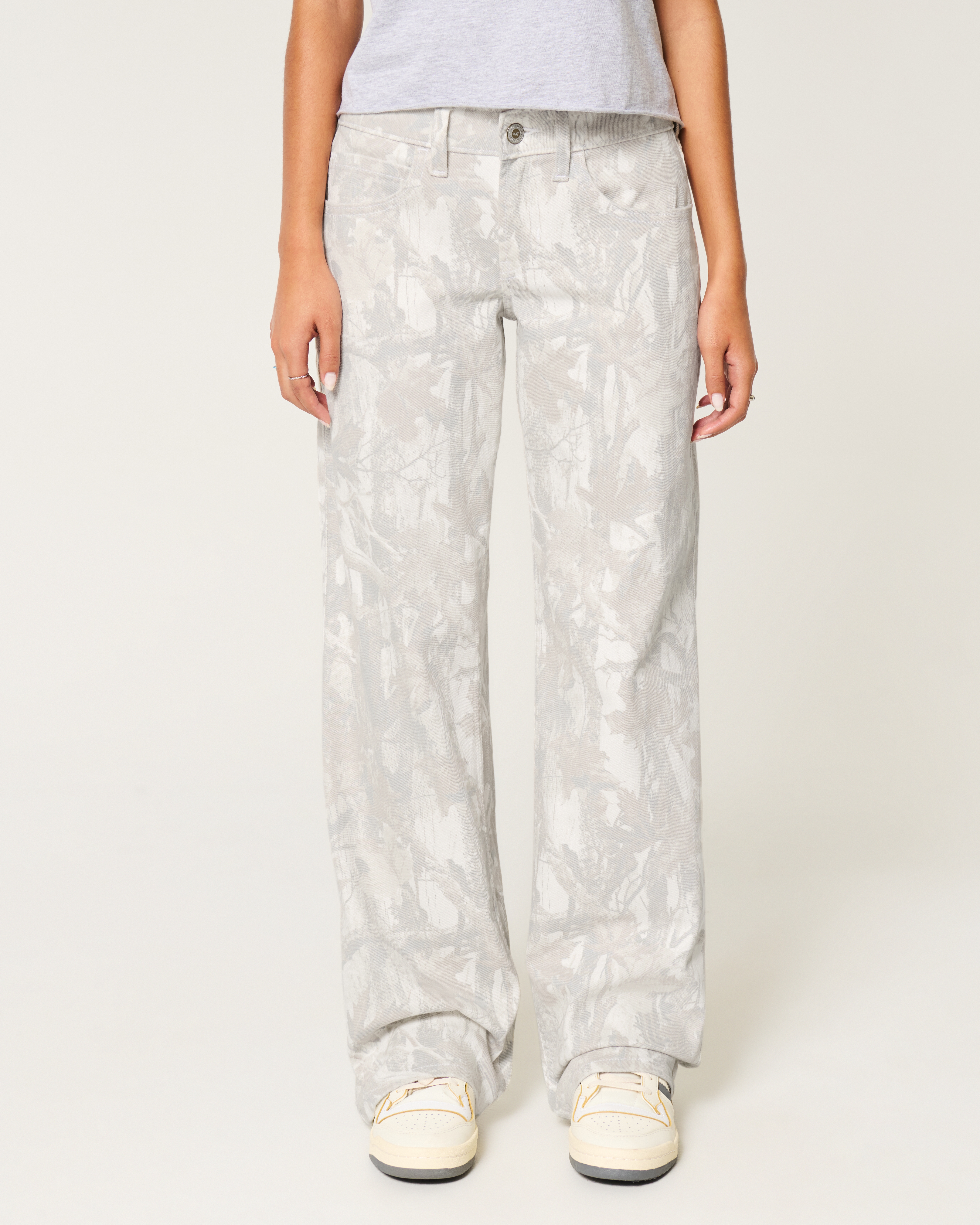 Low-Rise Camo Baggy Jeans