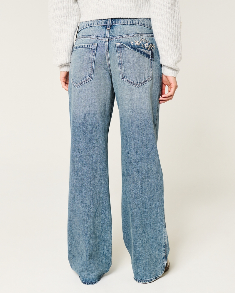 Low-Rise Floral Embroidered Medium Wash Baggy Jeans
