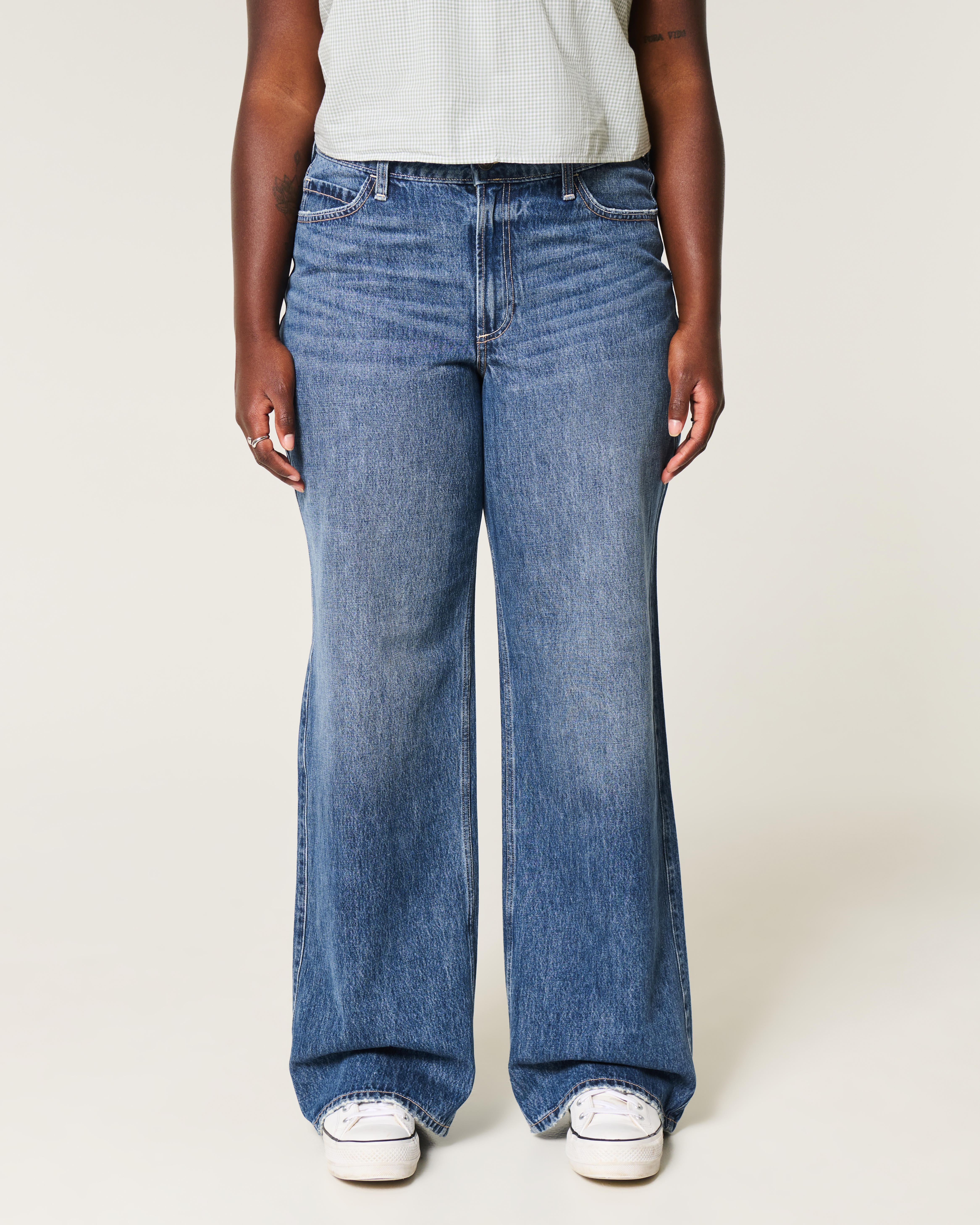 Curvy High-Rise Medium Wash Baggy Jeans