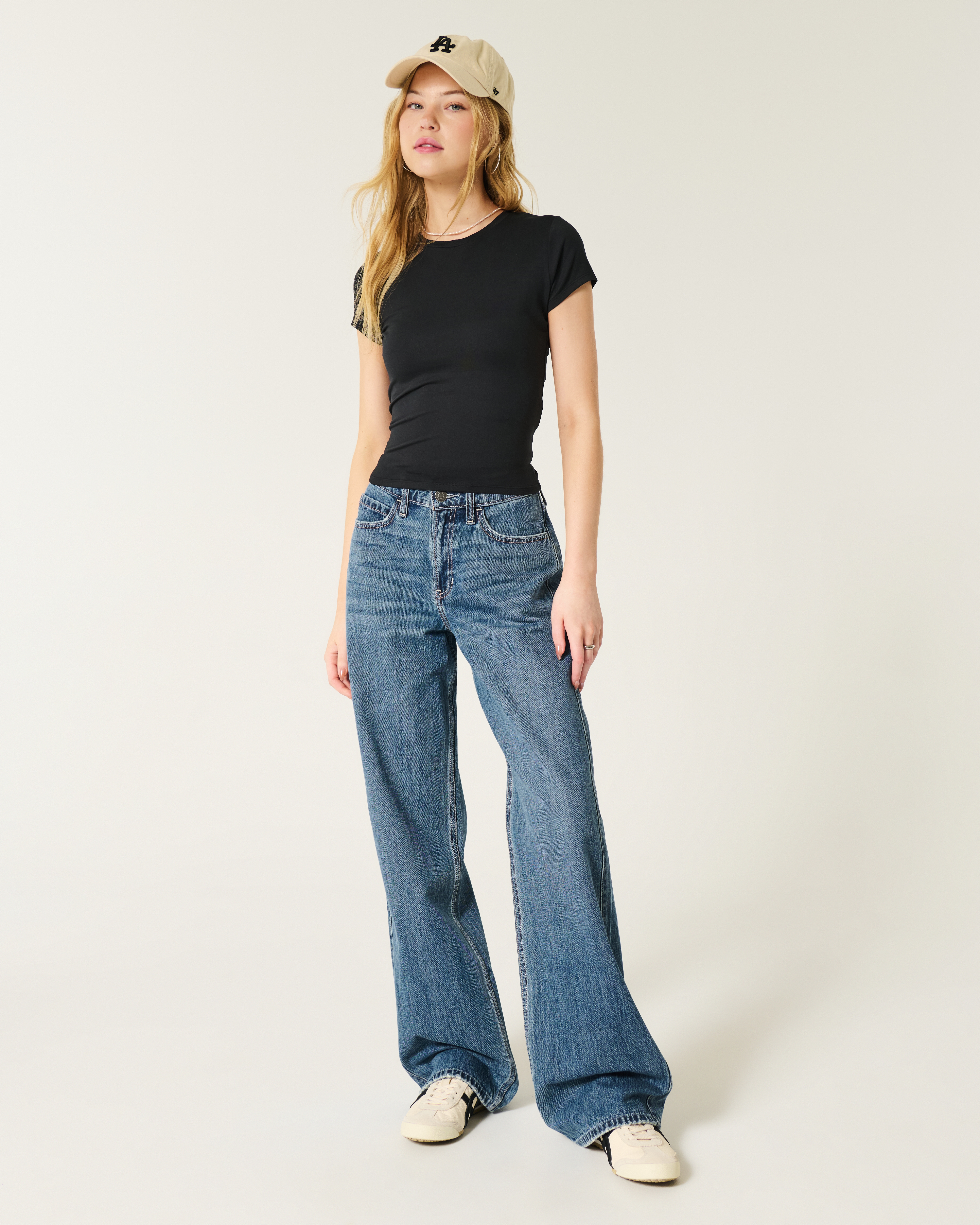 High-Rise Medium Wash Baggy Jeans