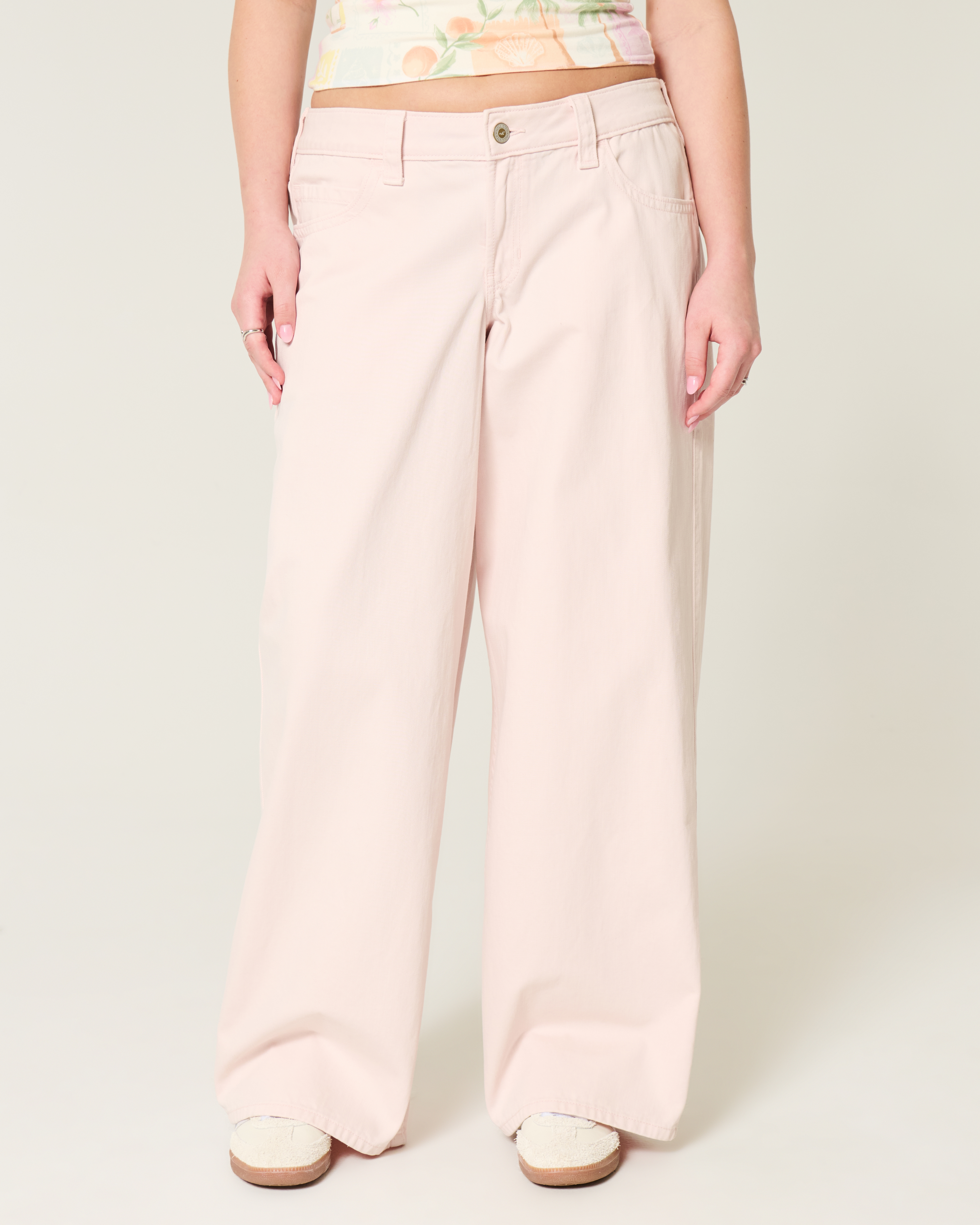 Low-Rise Pink Super Baggy Jeans