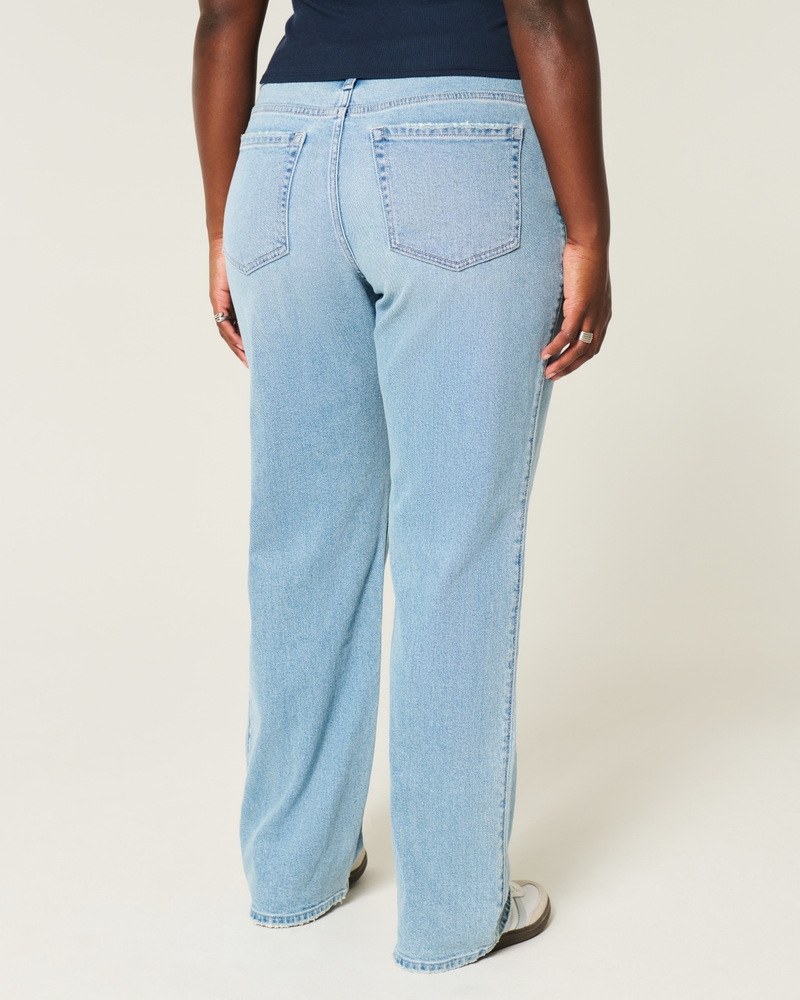 Curvy Low-Rise Light Wash Relaxed Straight Jeans