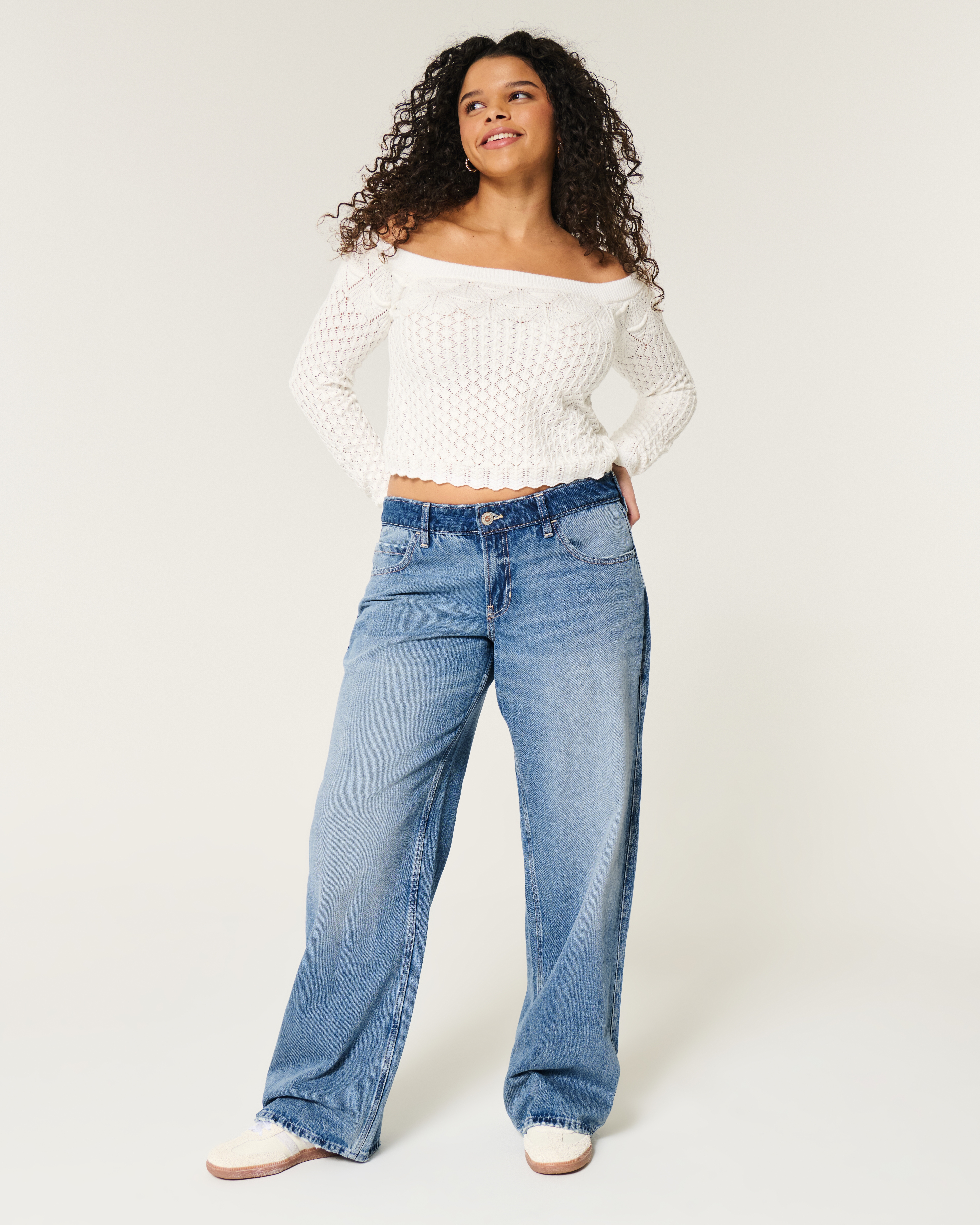 Low-Rise Medium Wash Baggy Jeans