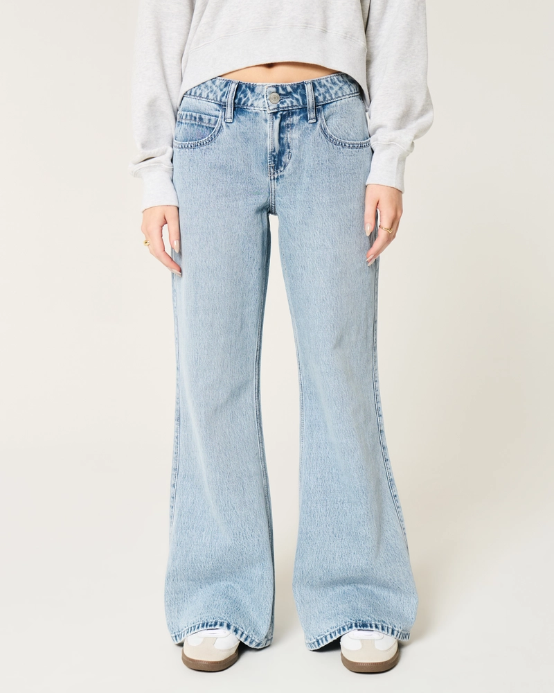 Low-Rise Light Wash Baggy Flare Jeans