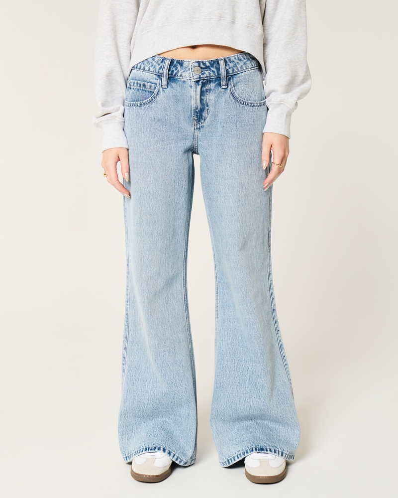 Low-Rise Light Wash Baggy Flare Jeans