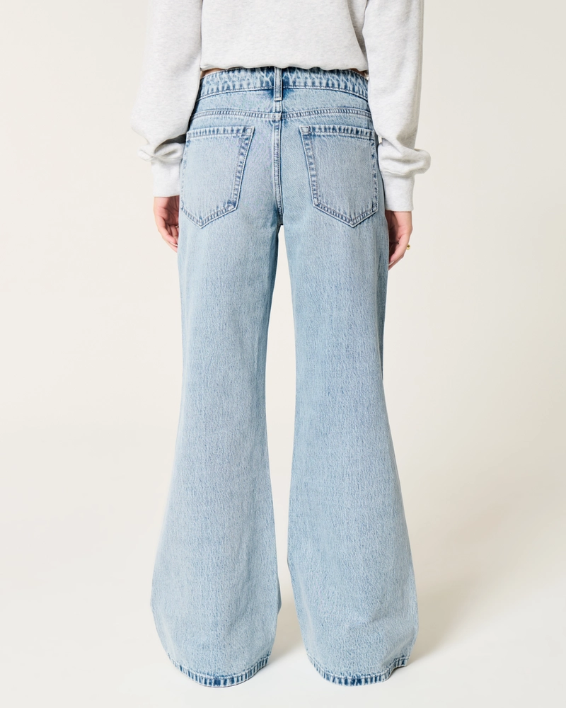Low-Rise Light Wash Baggy Flare Jeans