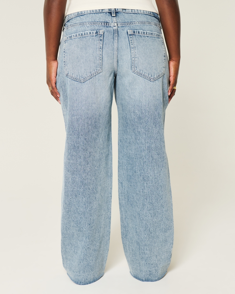 Curvy Low-Rise Ripped Medium Wash Baggy Jeans