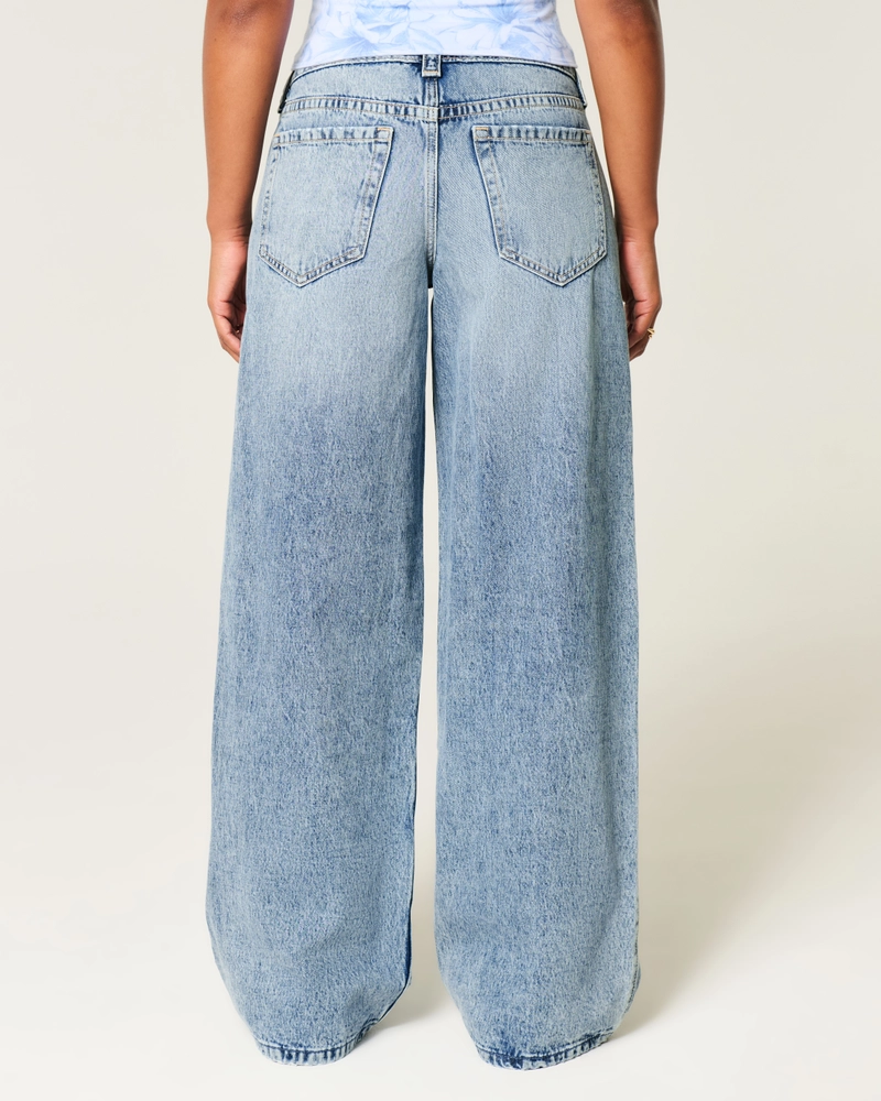 Curvy Low-Rise Medium Wash Foldover Waist Super Baggy Jeans