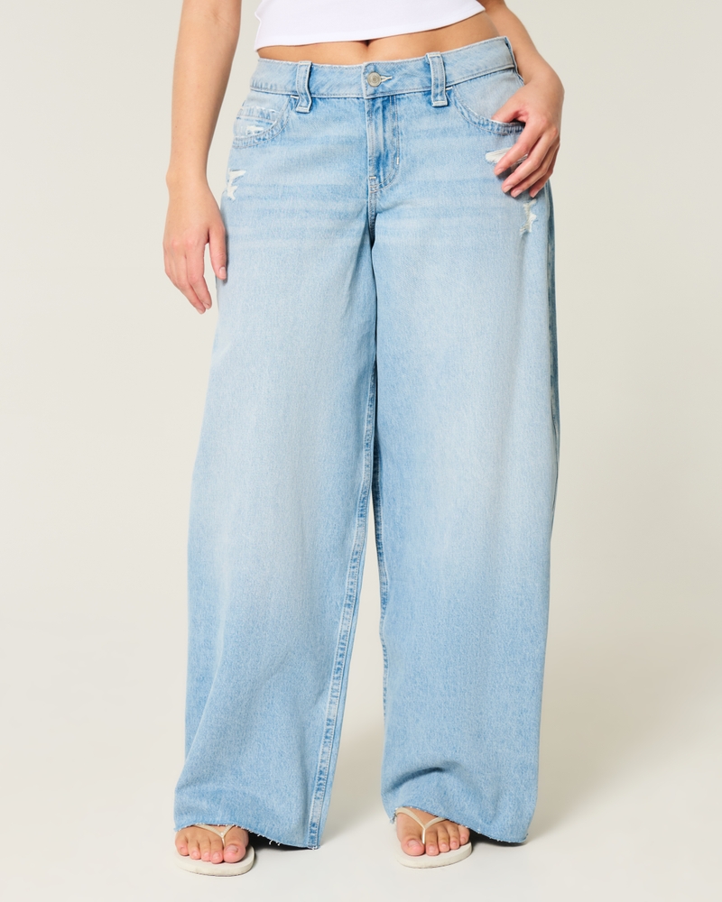 Curvy Low-Rise Light Wash Foldover Waist Super Baggy Jeans
