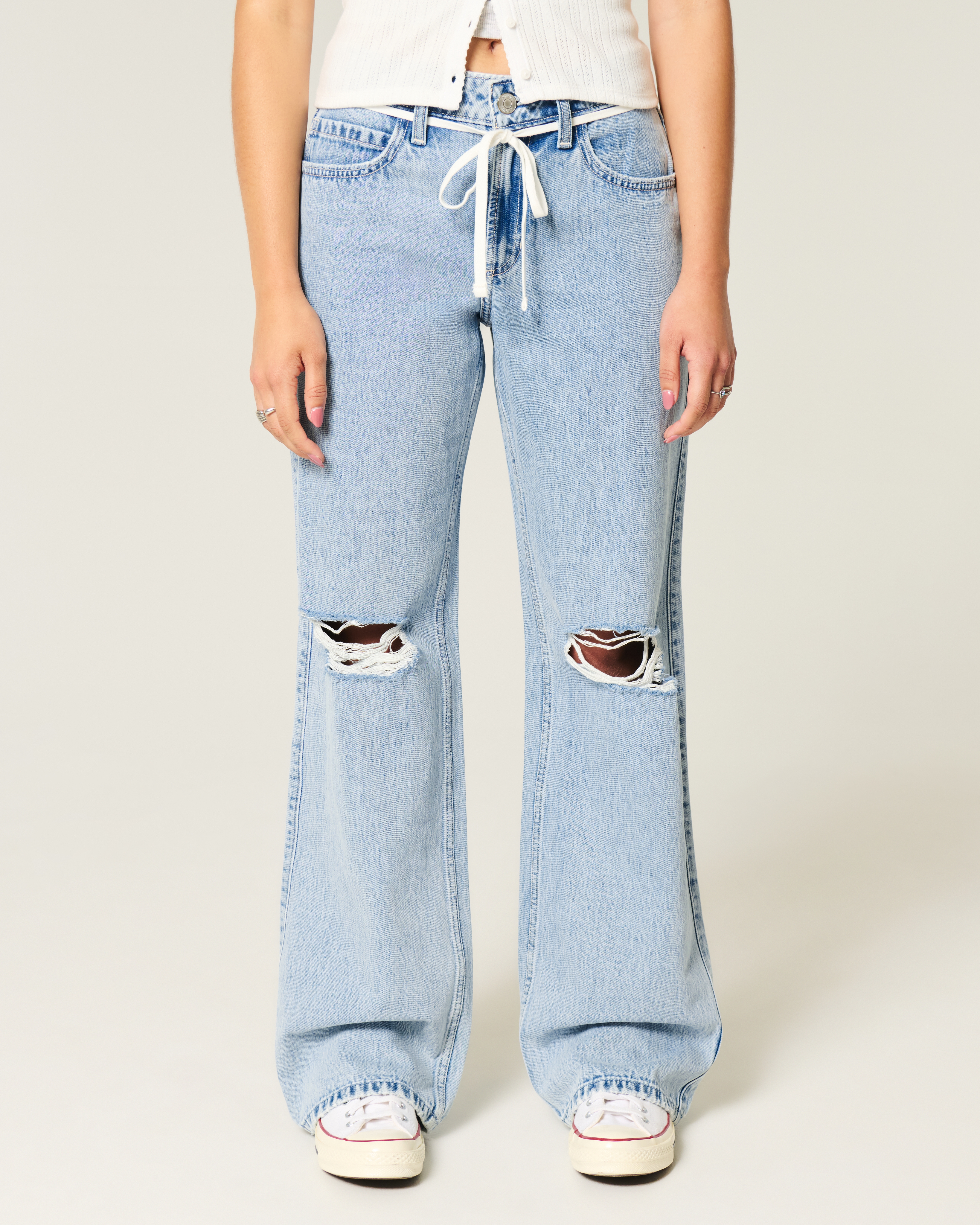 Curvy Ripped Mid-Rise Light Wash Shoelace Waist Baggy Jeans